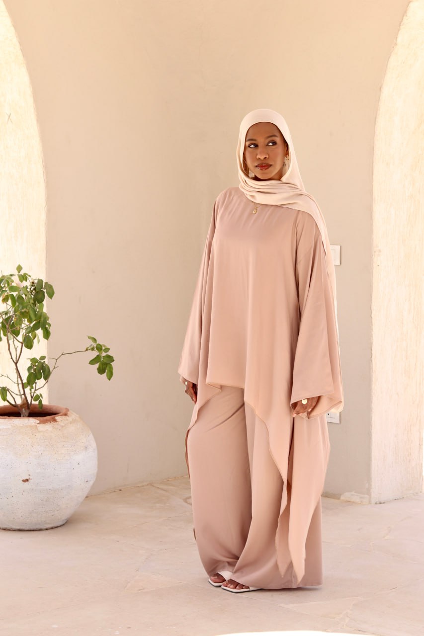 Laiana Set|Blouse|Pants In Cafe