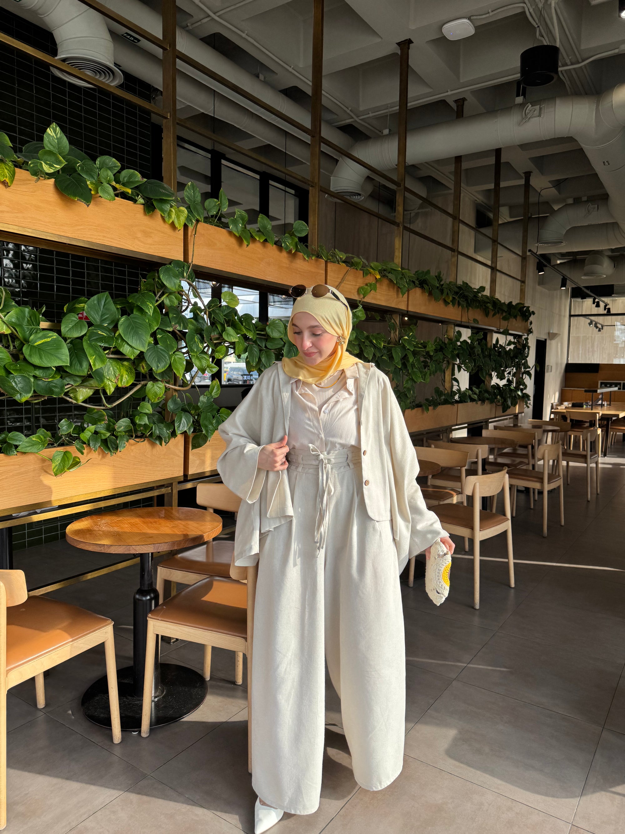 Luna Set (Pants) In Pure-Lenin