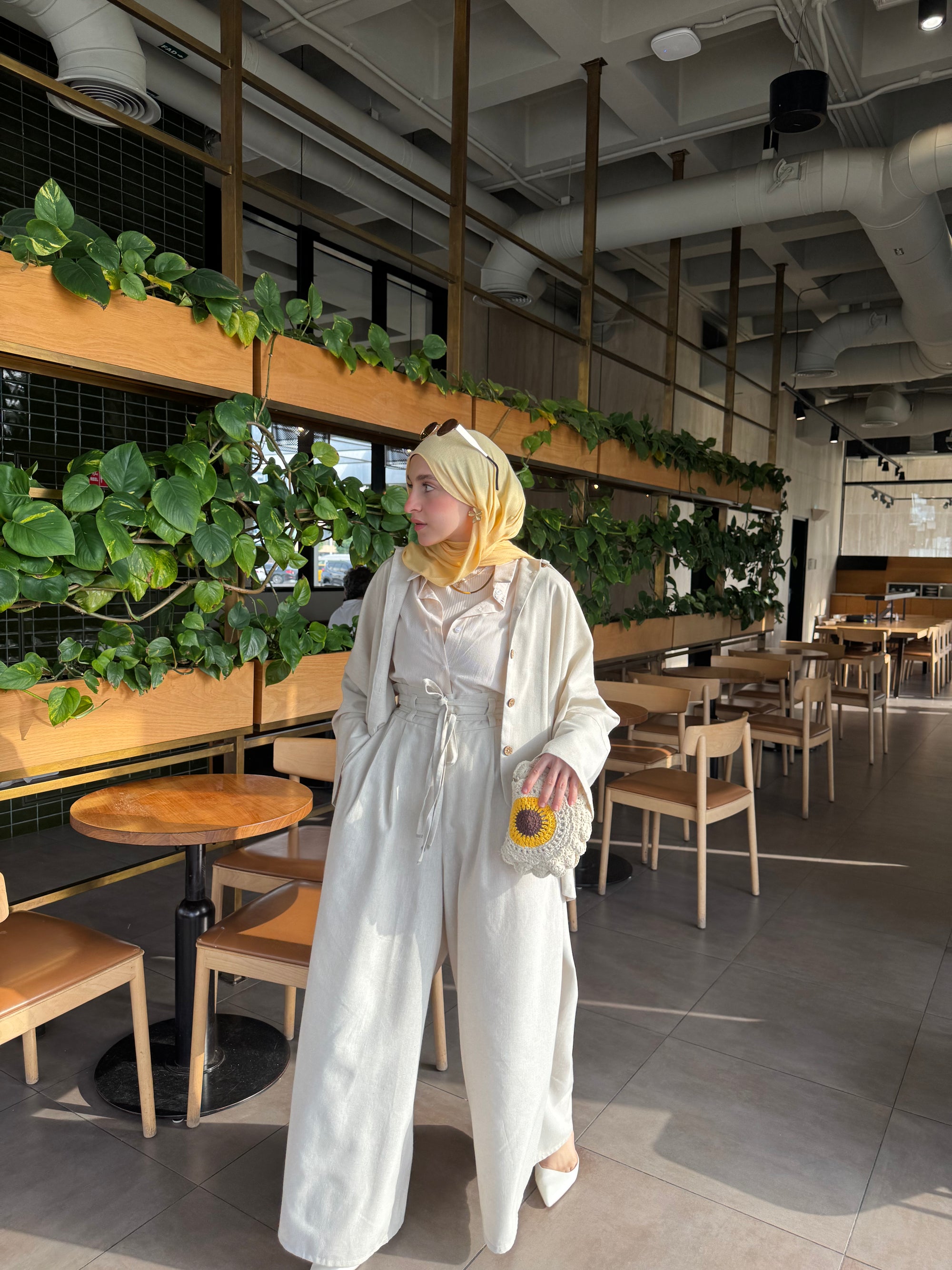 Luna Set (Pants) In Pure-Lenin