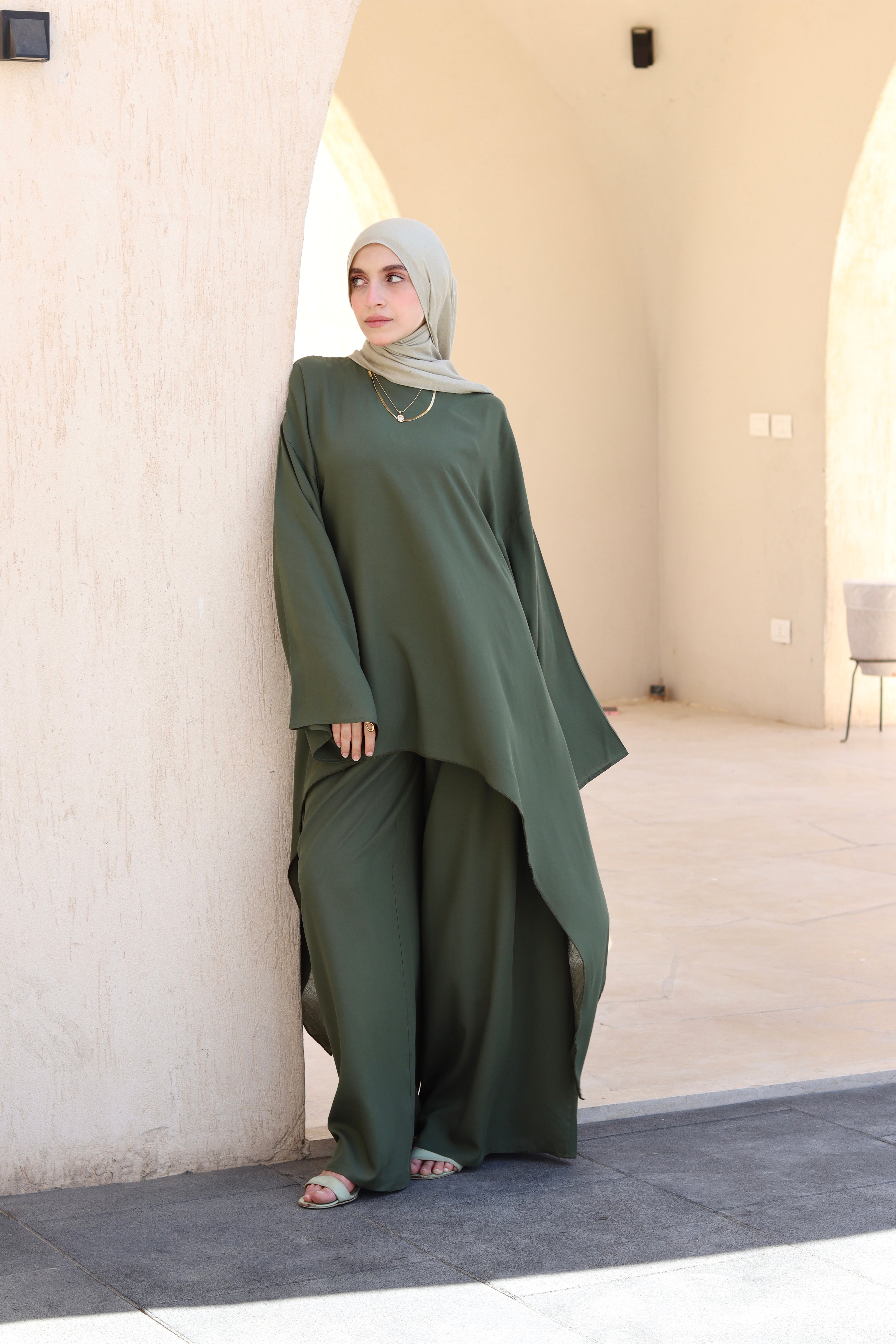 Laiana Set|Blouse|Pants In Olive-Green
