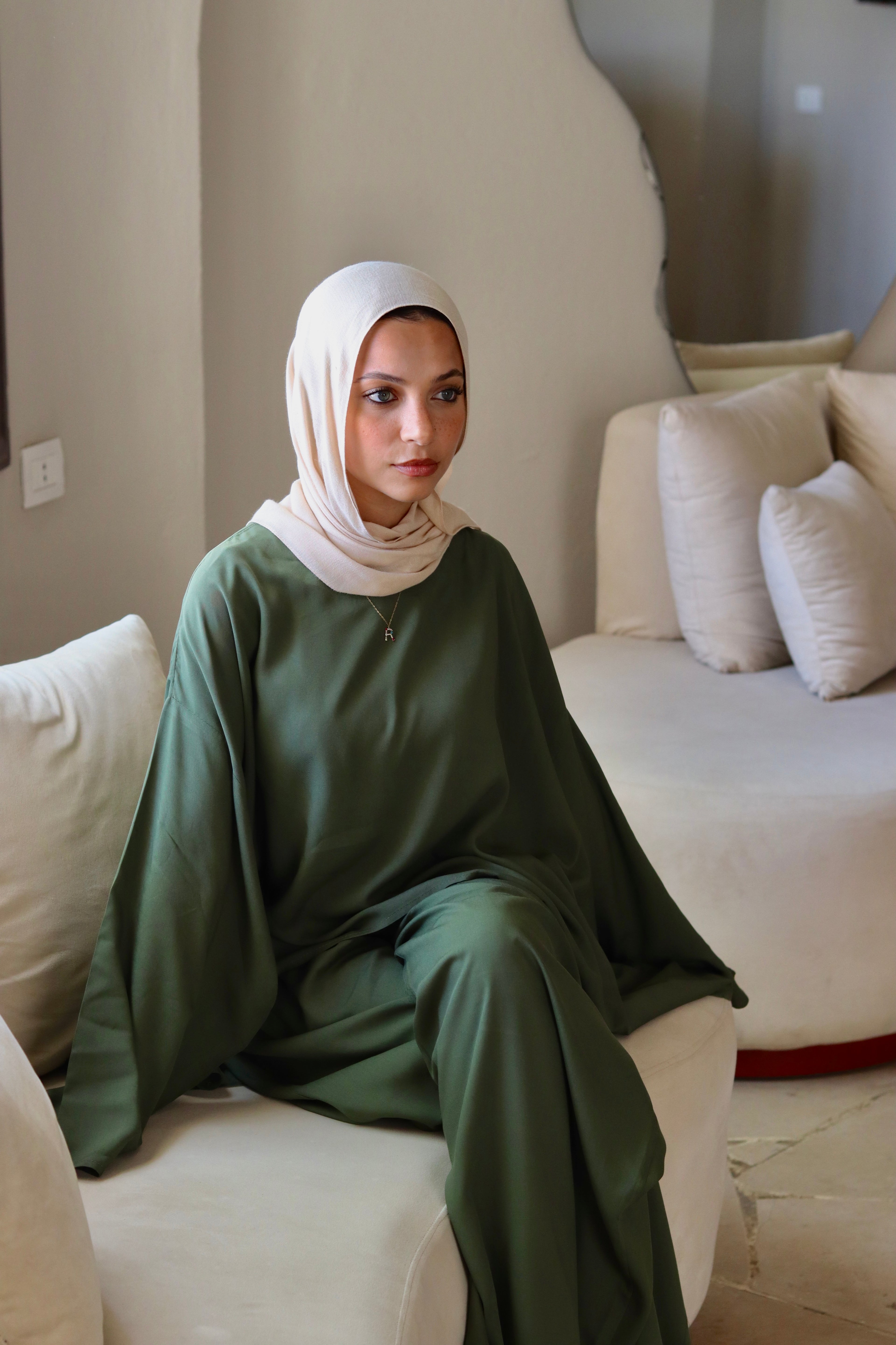Liliana Set|Blouse|Pants In Olive-Green