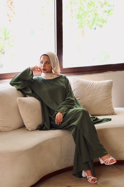 Liliana Set|Blouse|Pants In Olive-Green