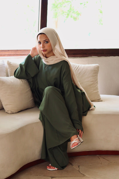 Liliana Set|Blouse|Pants In Olive-Green