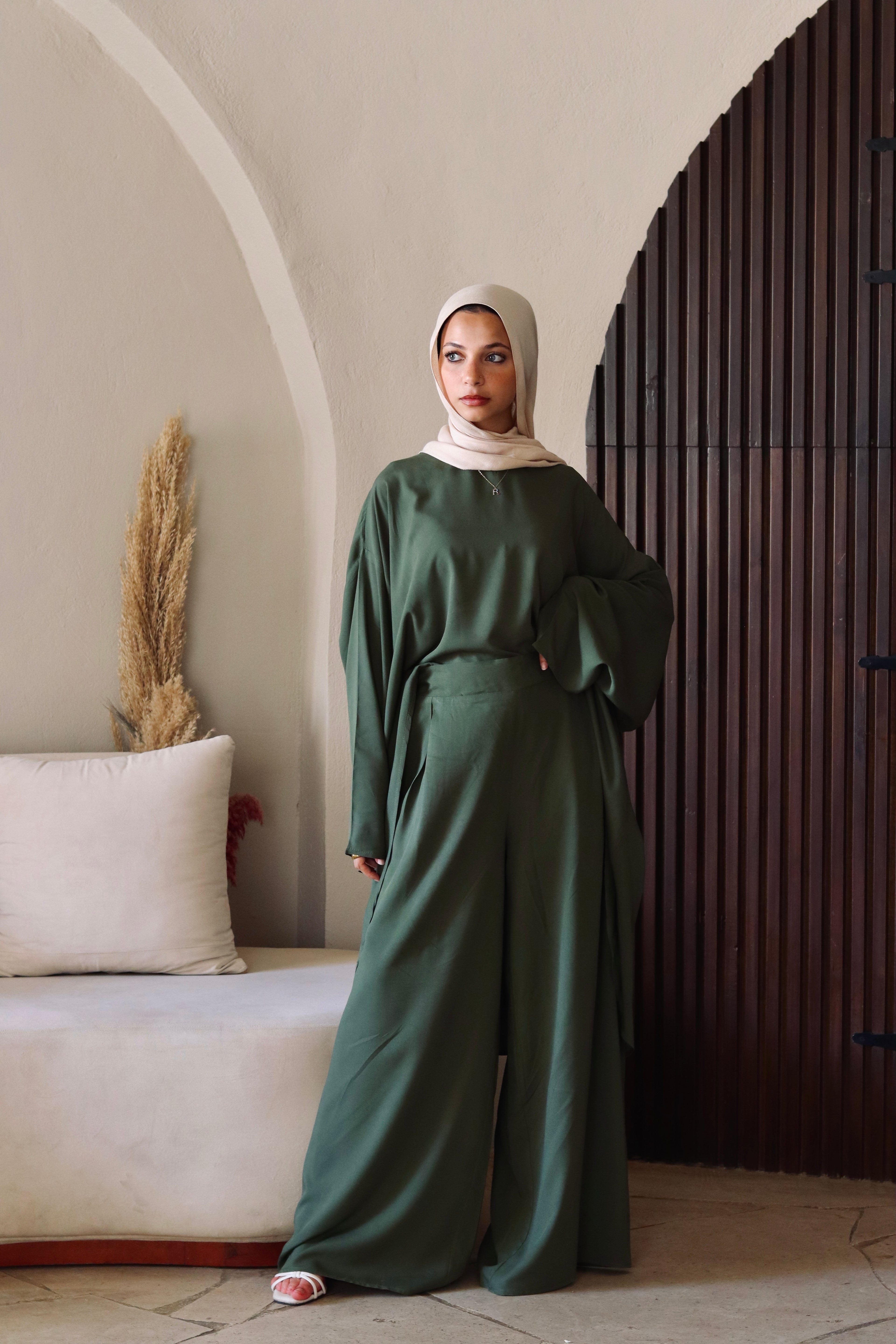 Liliana Set|Blouse|Pants In Olive-Green