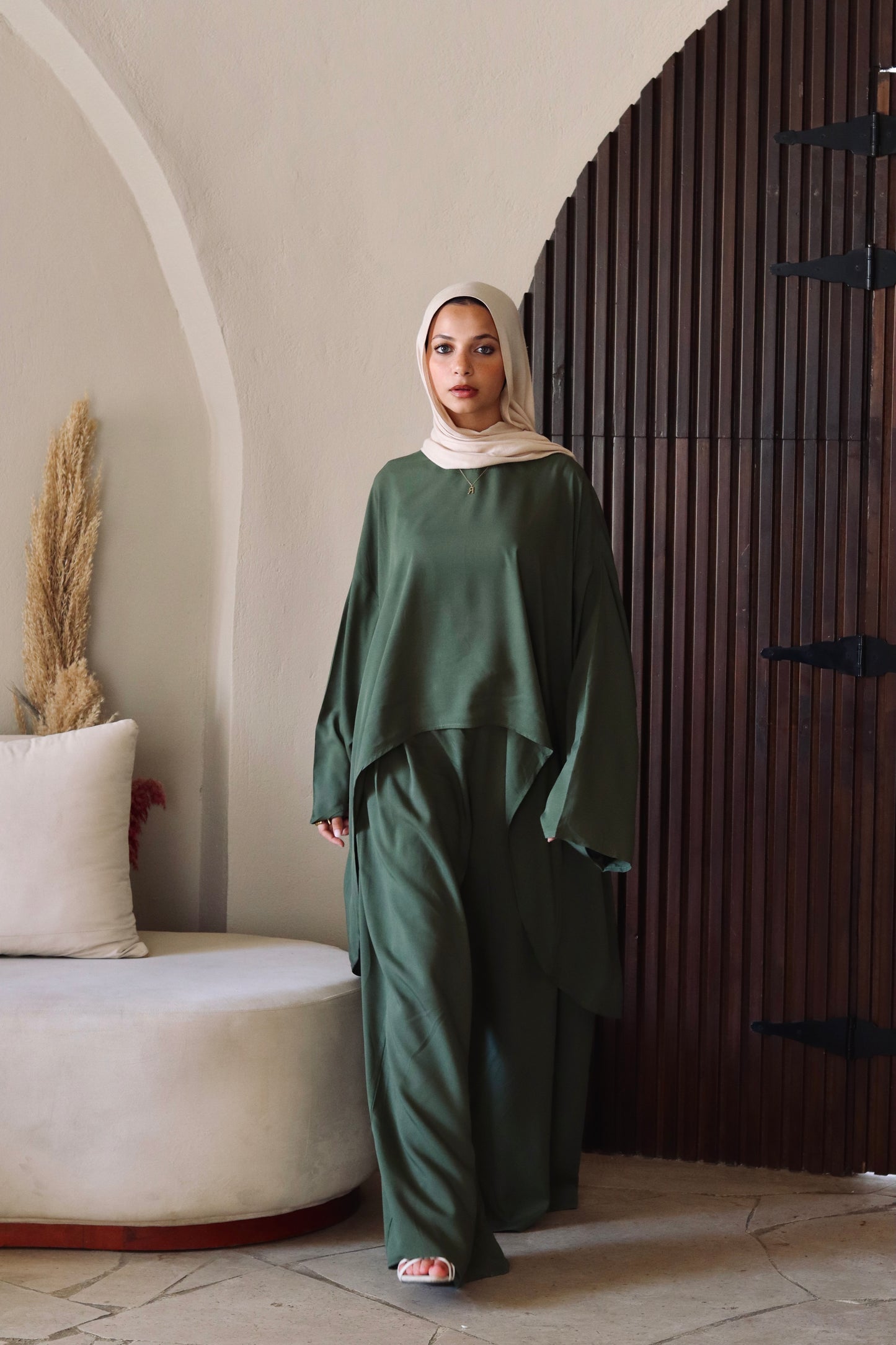 Liliana Set|Blouse|Pants In Olive-Green