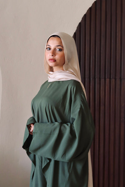 Liliana Set|Blouse|Pants In Olive-Green