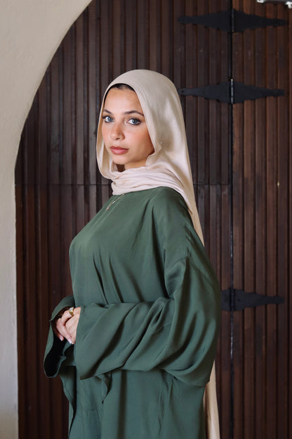 Liliana Set|Blouse|Pants In Olive-Green