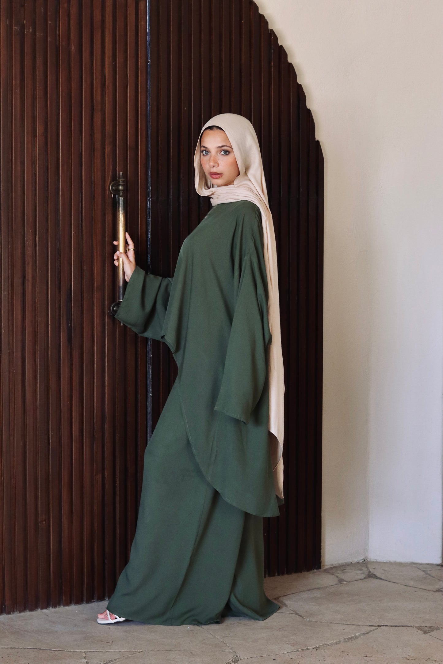 Liliana Set|Blouse|Pants In Olive-Green