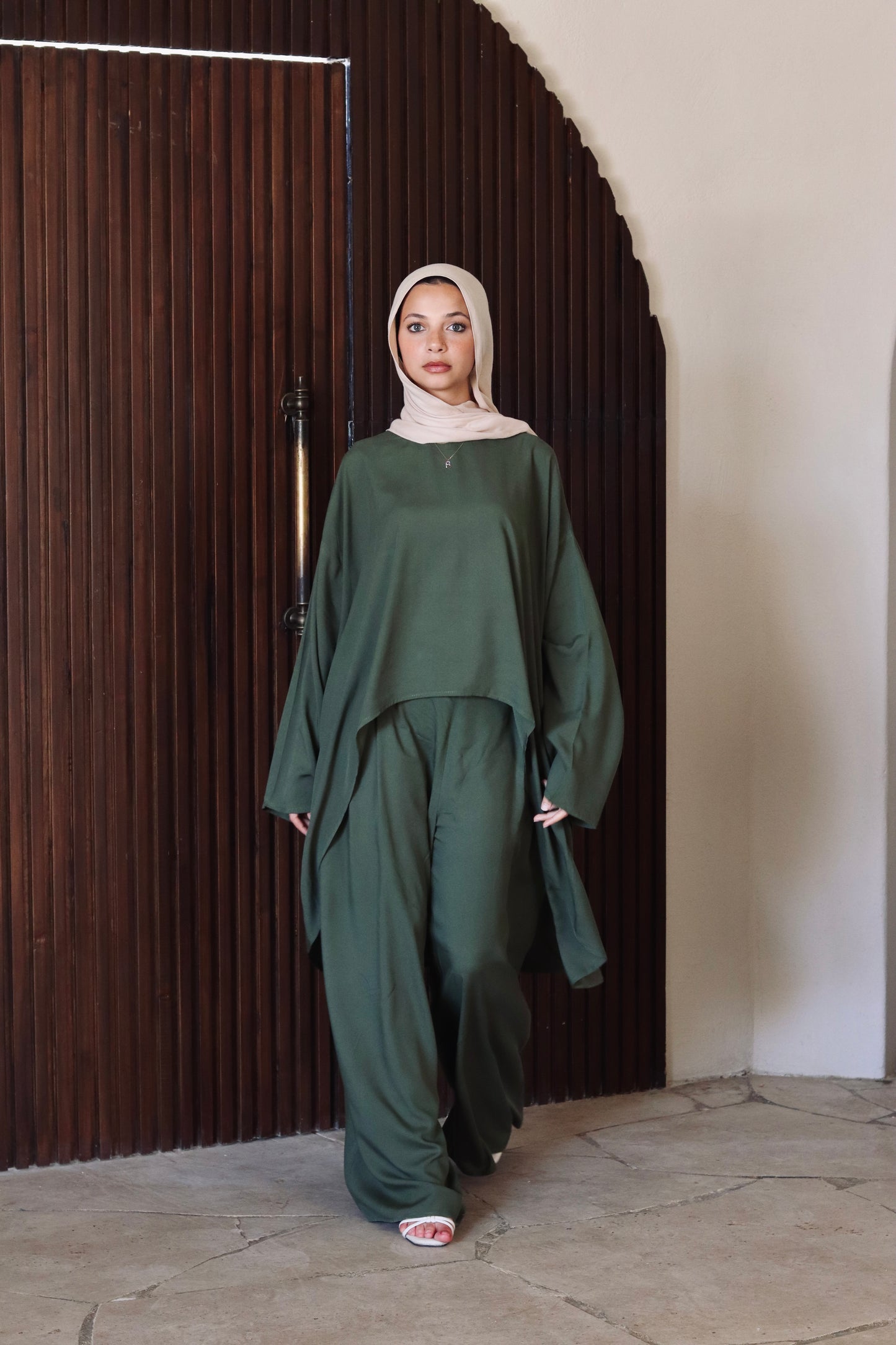 Liliana Set|Blouse|Pants In Olive-Green