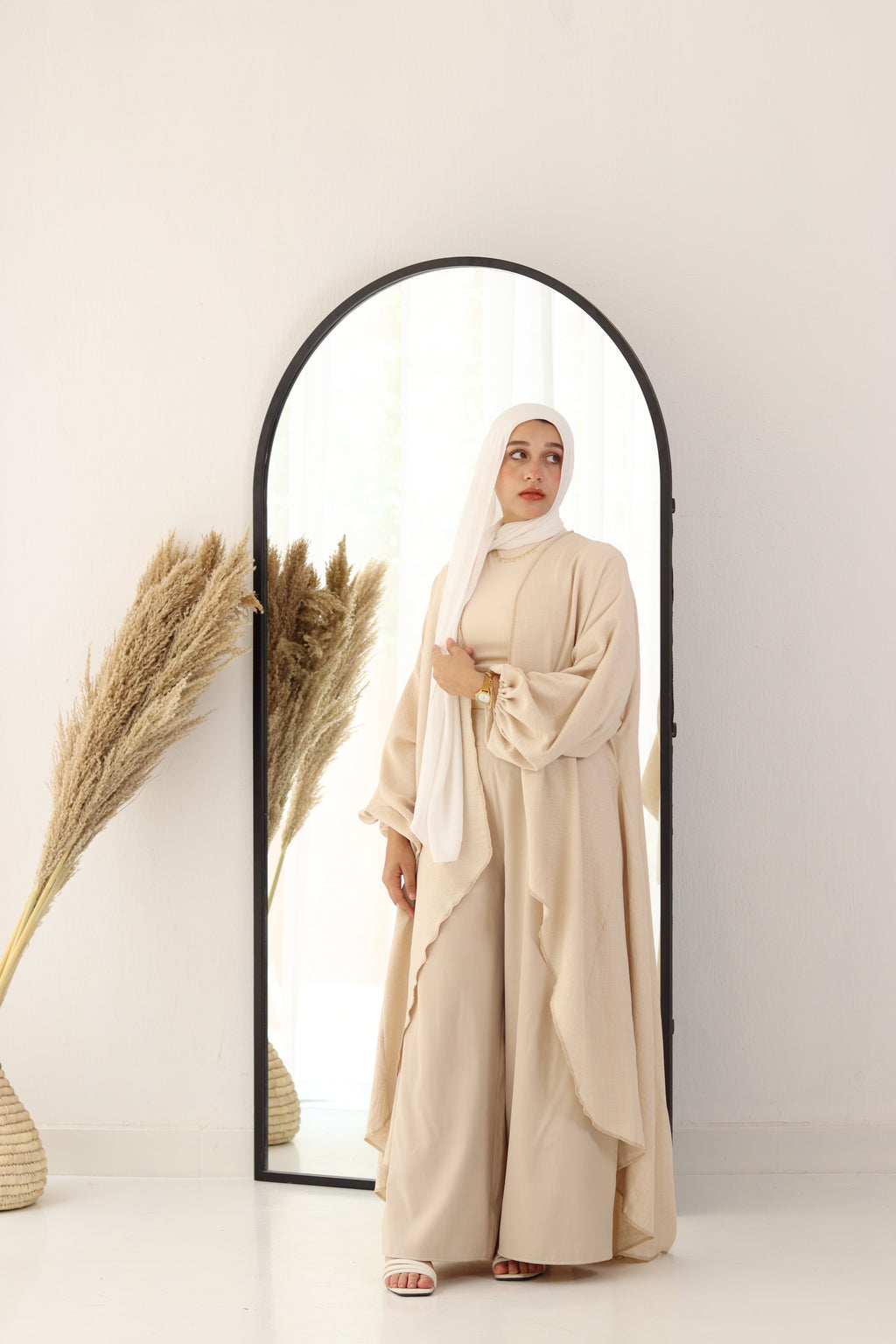Melissa Set|Cardigan|Pants In Light-Beige