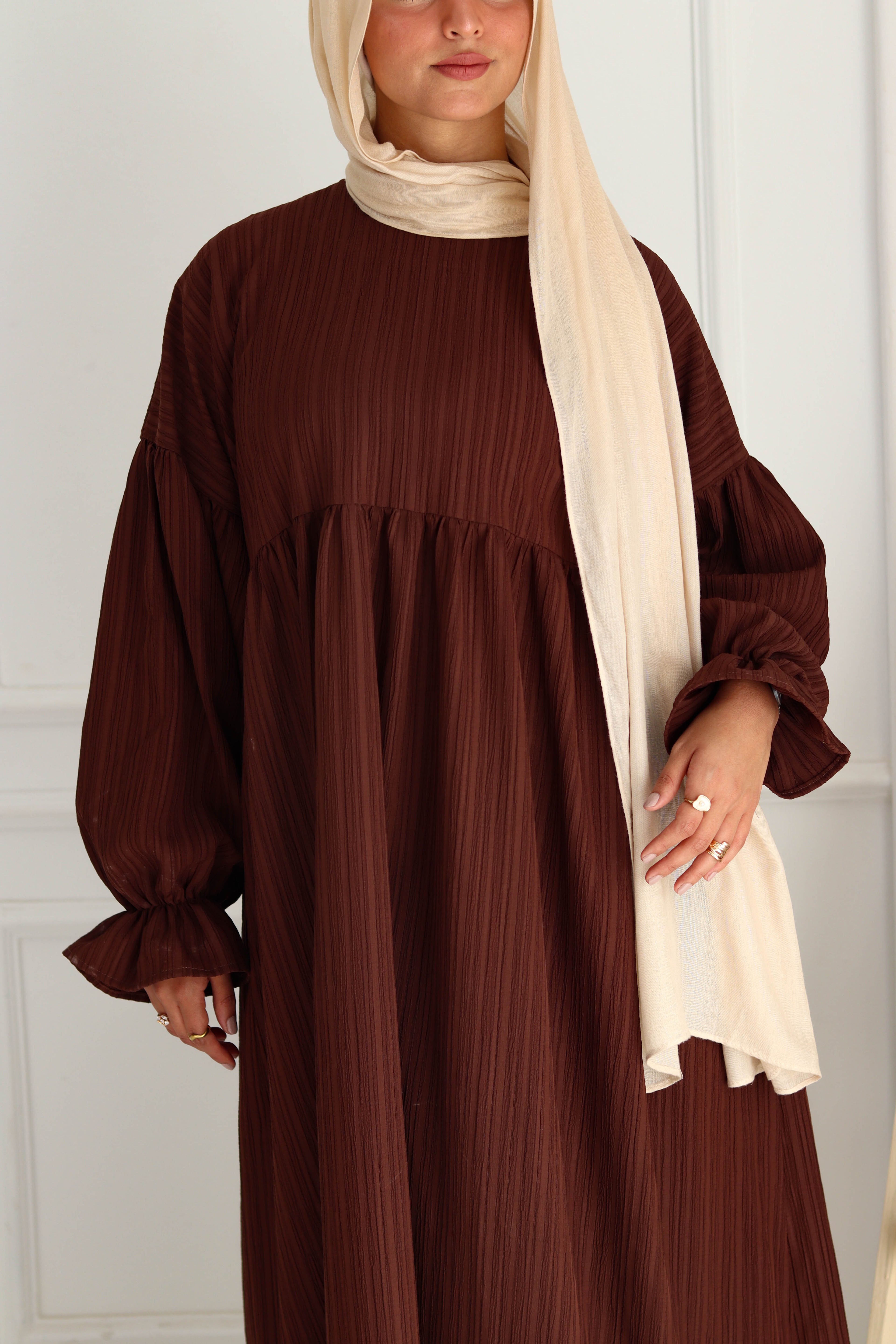 Omaiia Dress
