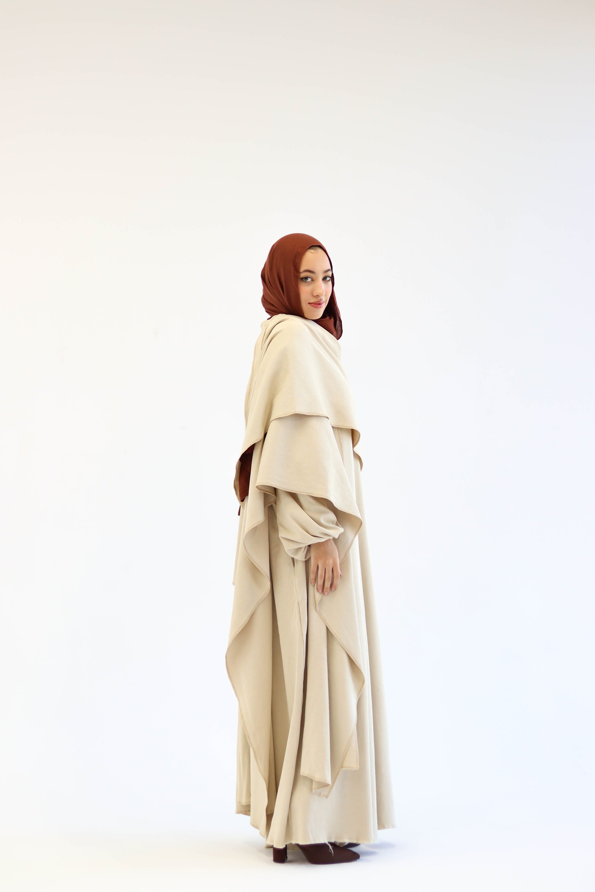 Asiia Set|Cape|Jumpsuit In Beige