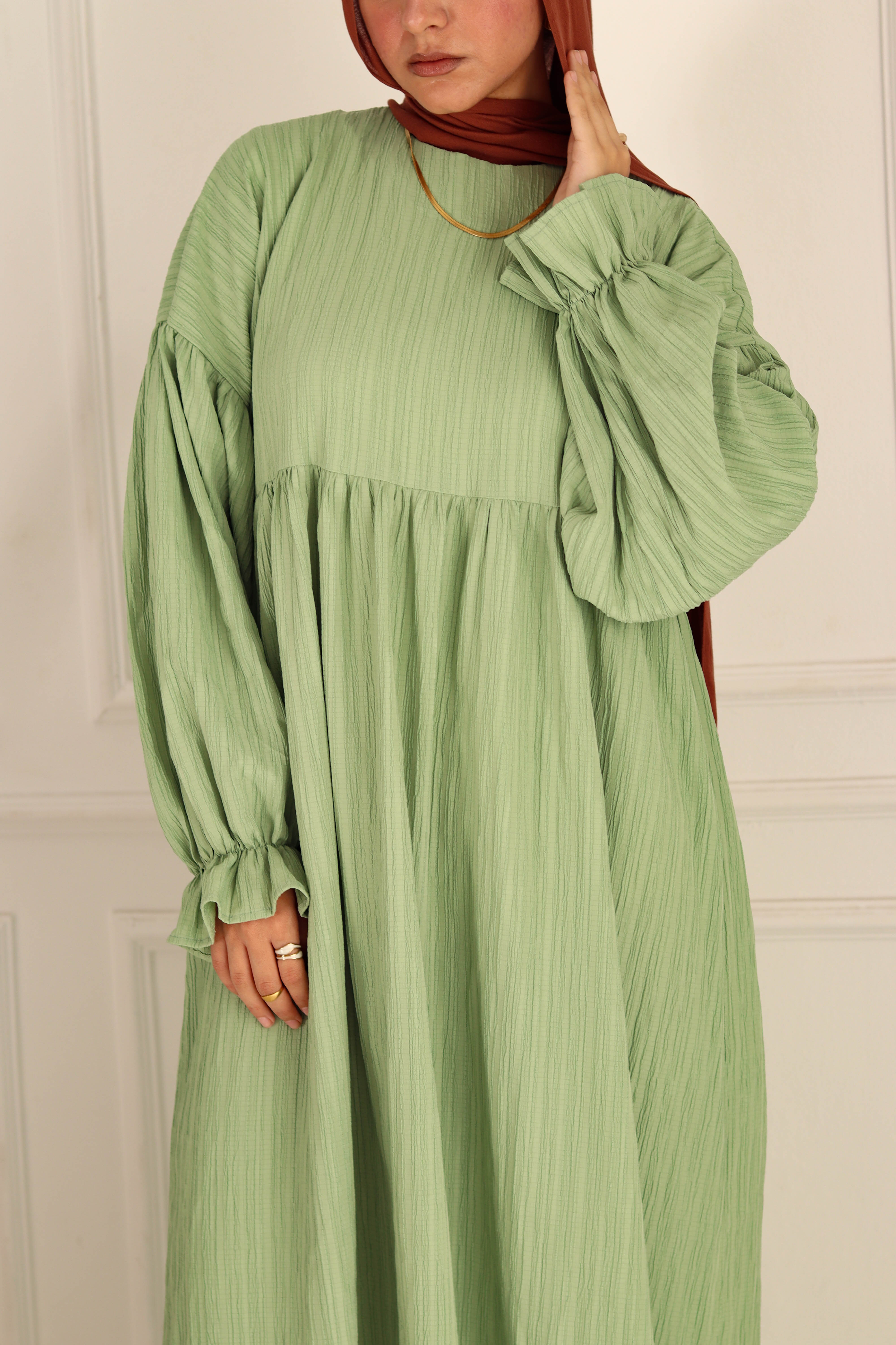 Omaiia Dress