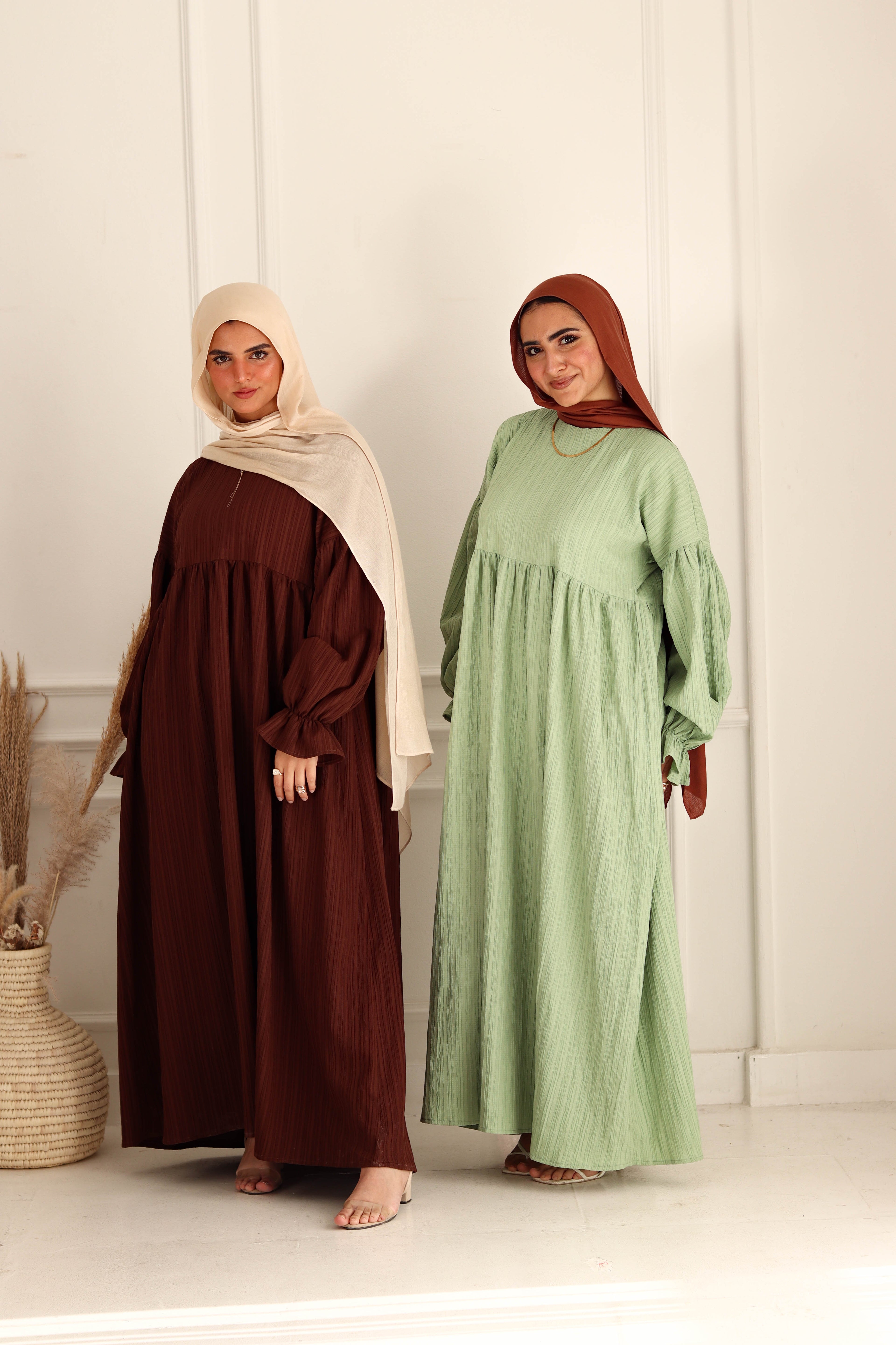 Omaiia Dress