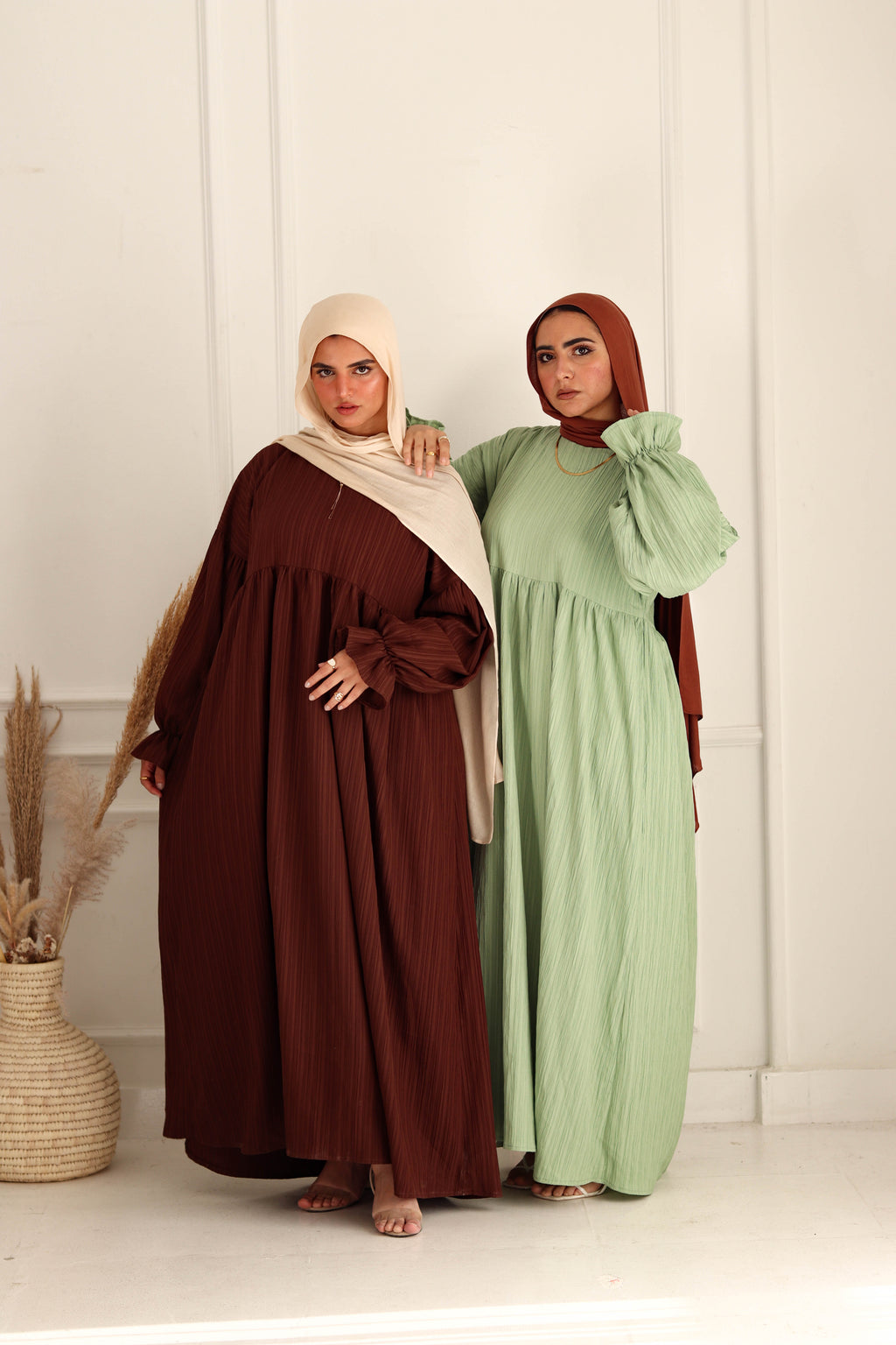 Omaiia Dress