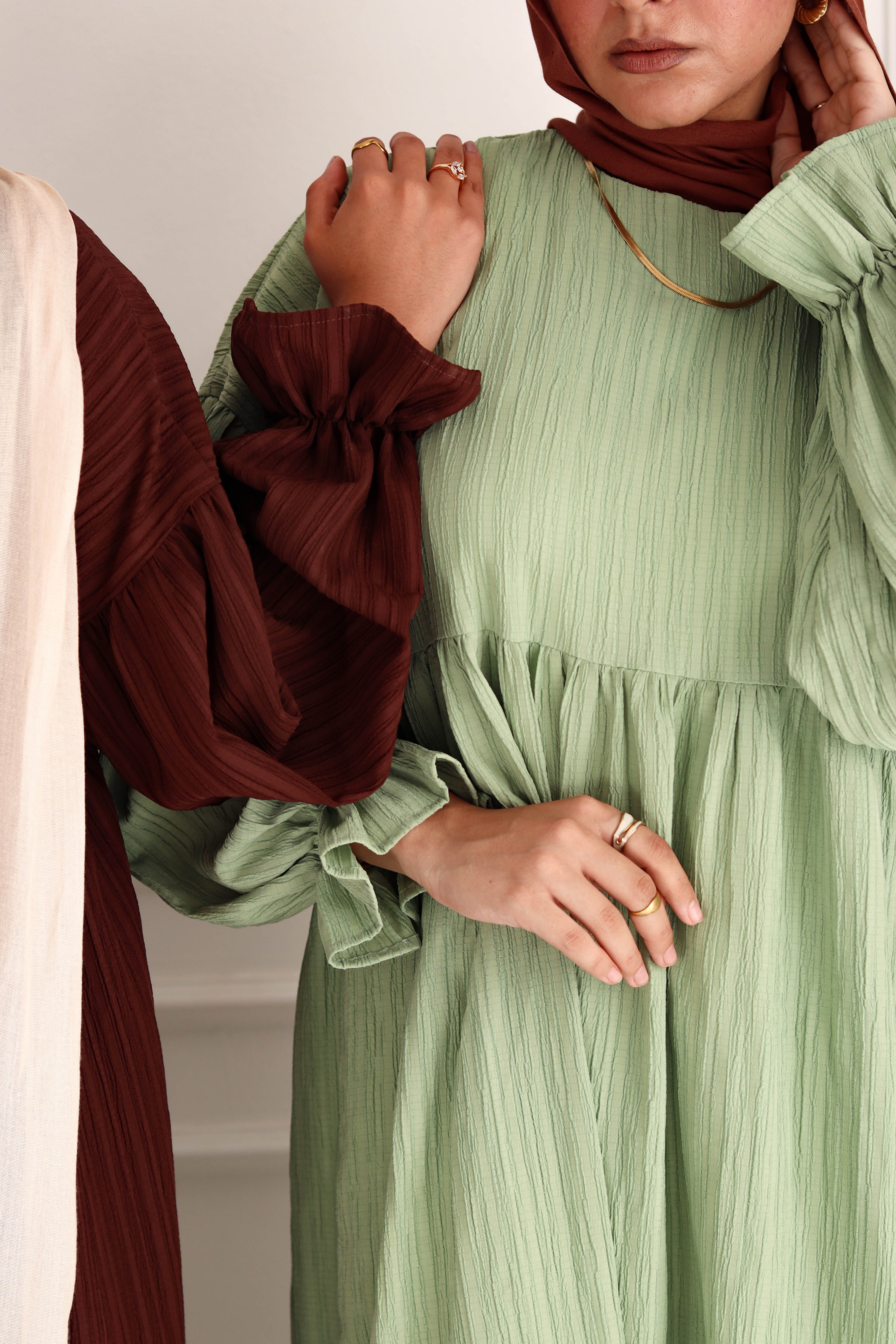 Omaiia Dress