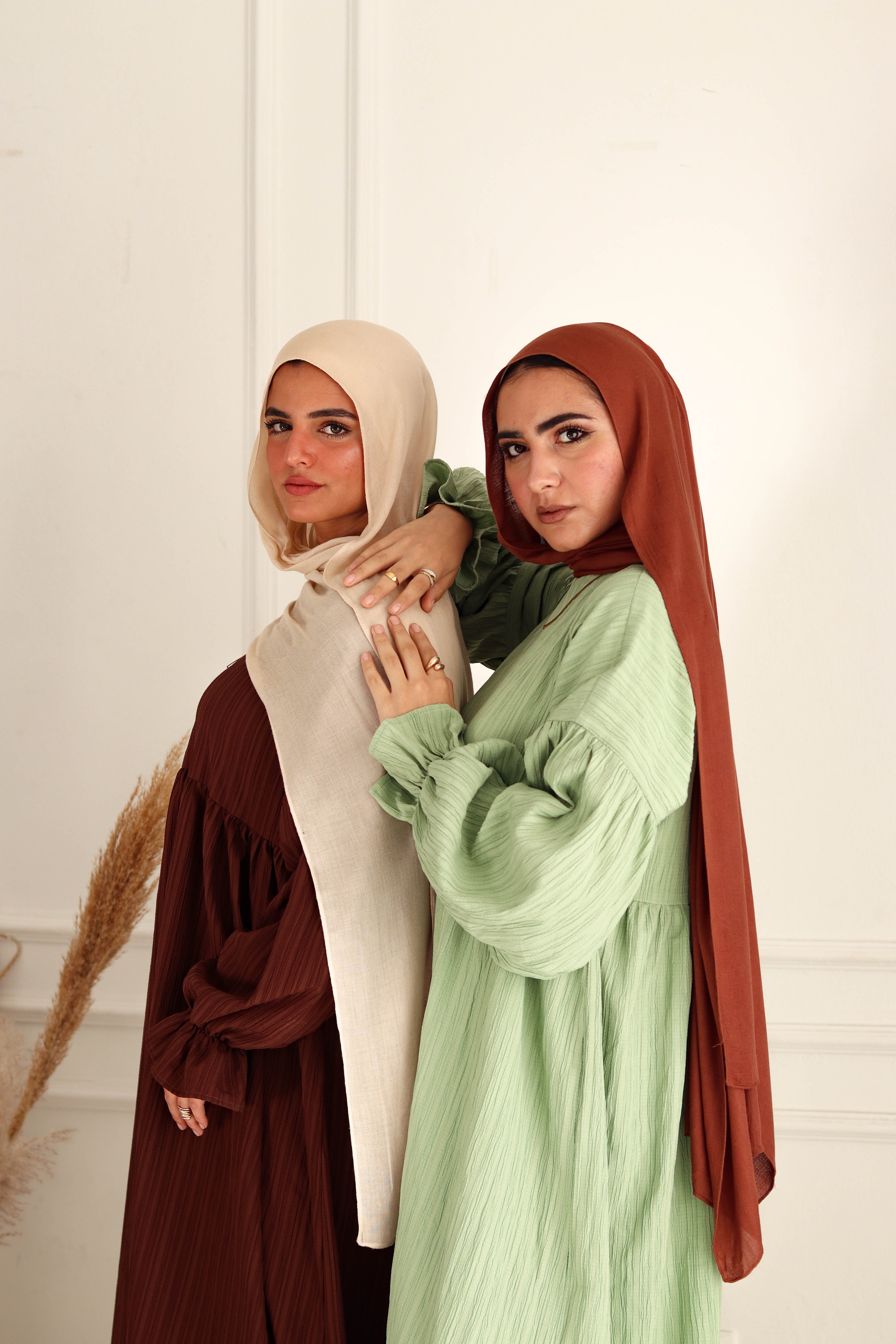 Omaiia Dress