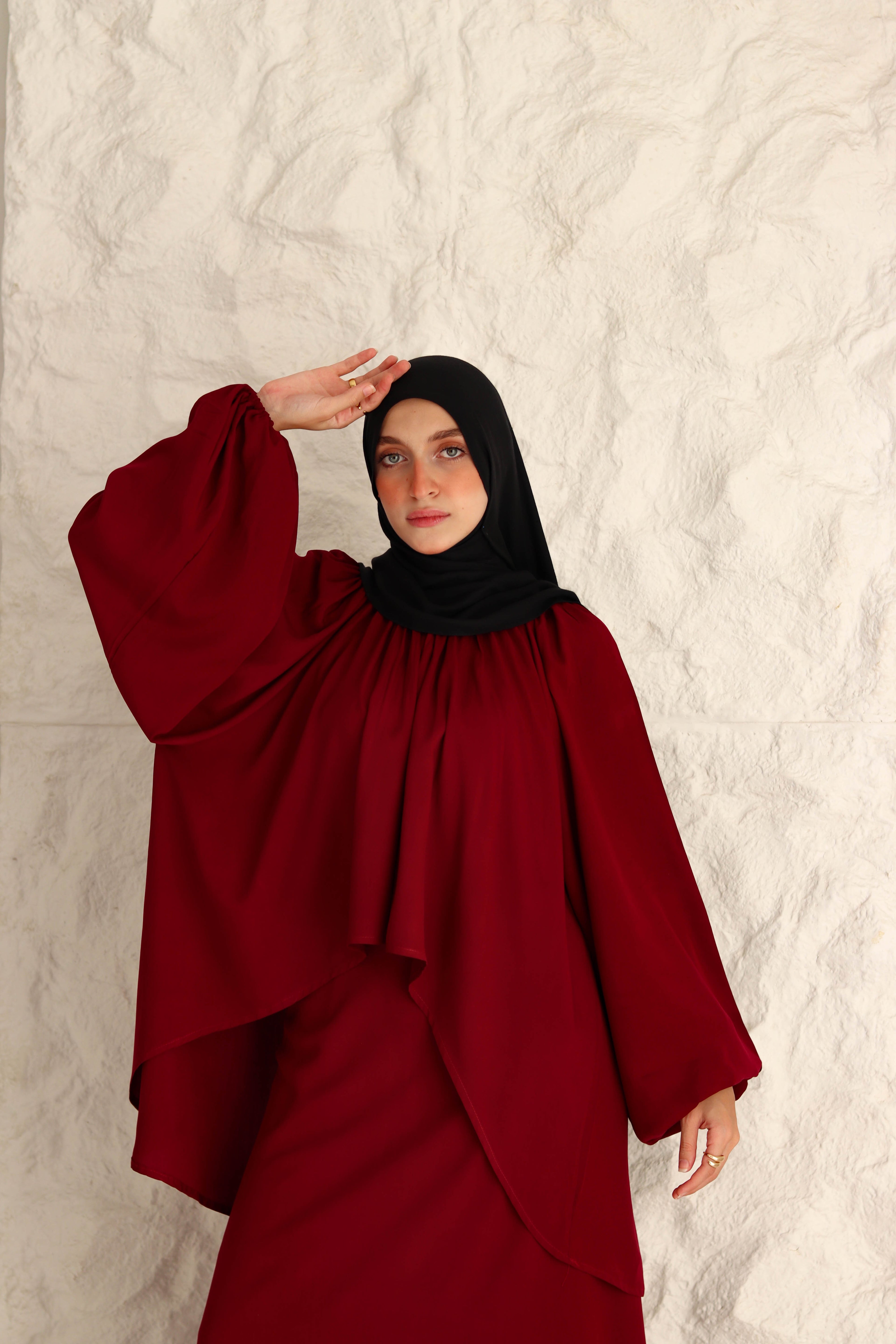 Nara Set In Maroon