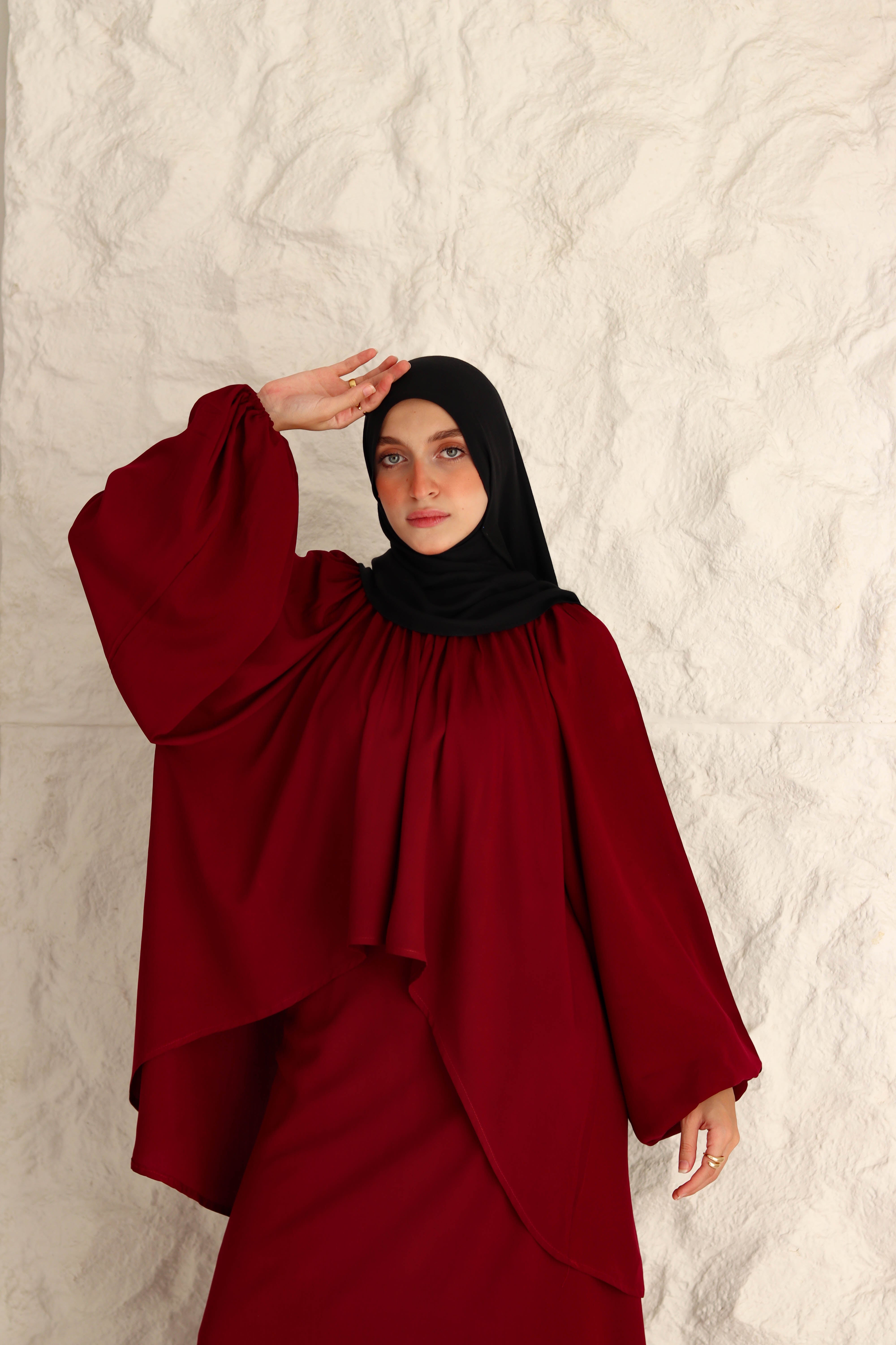 Nara Set In Maroon