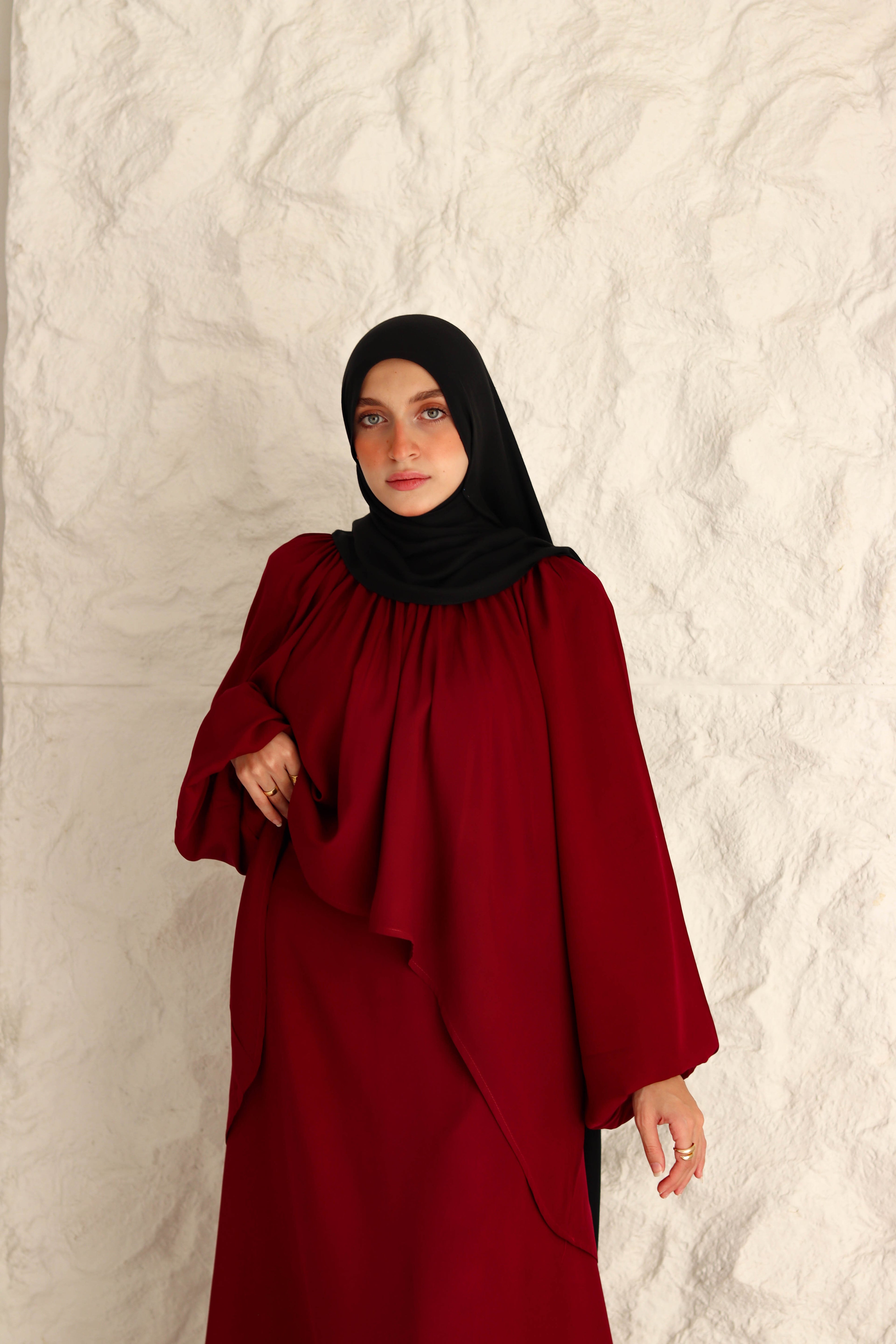 Nara Set In Maroon
