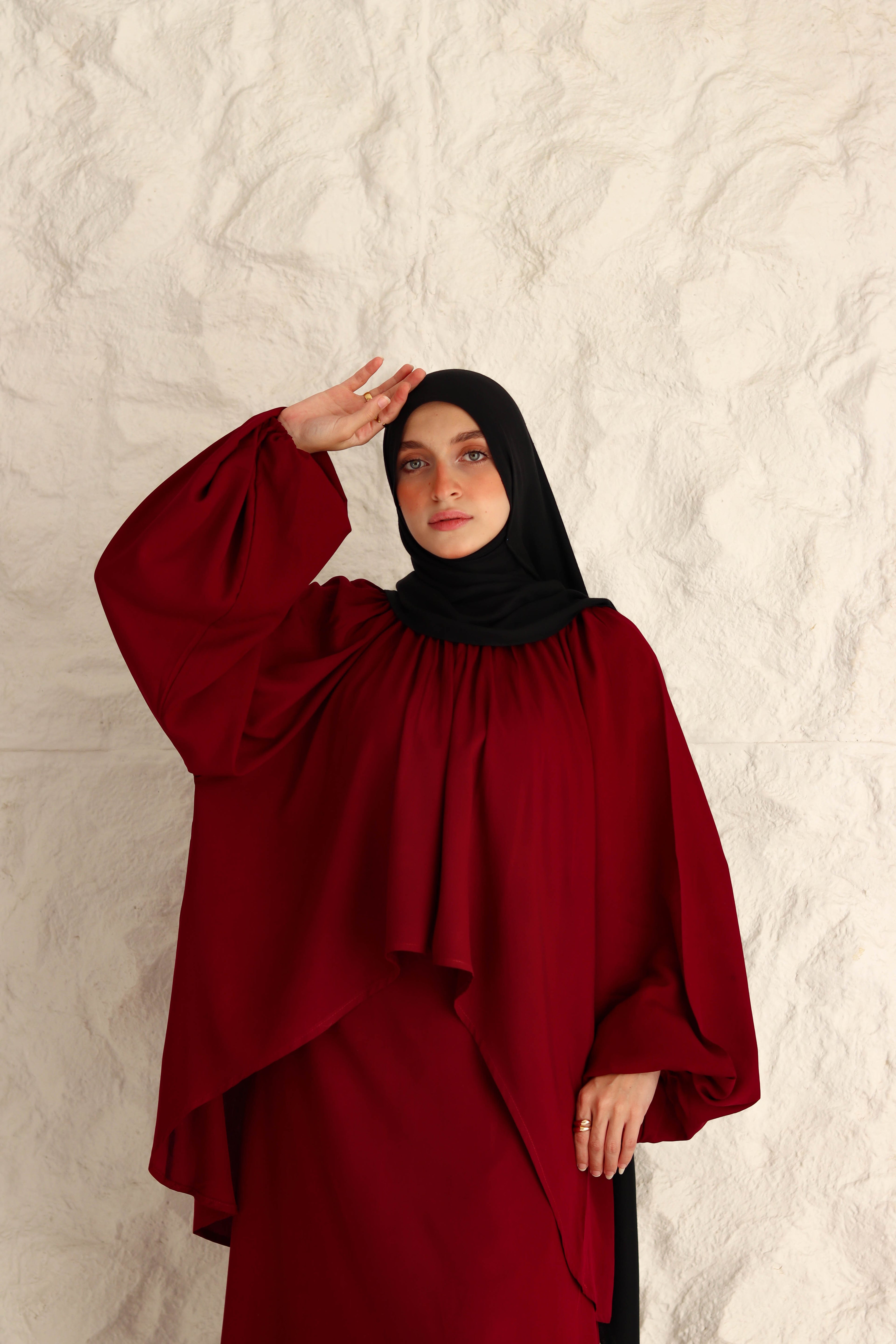 Nara Set In Maroon