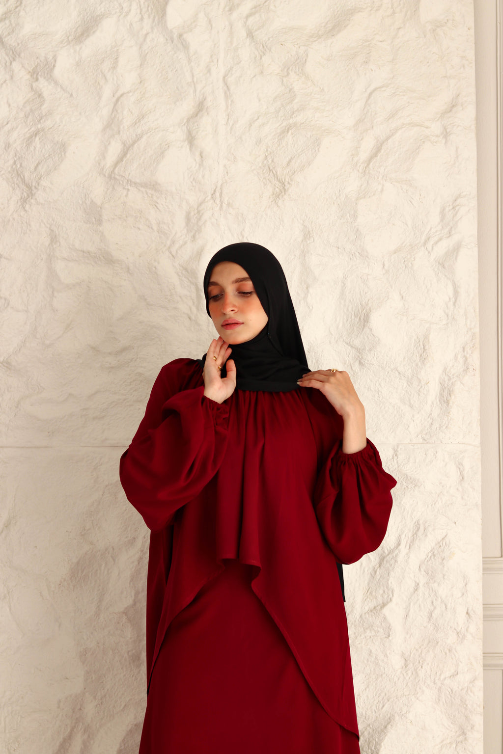 Nara Set In Maroon