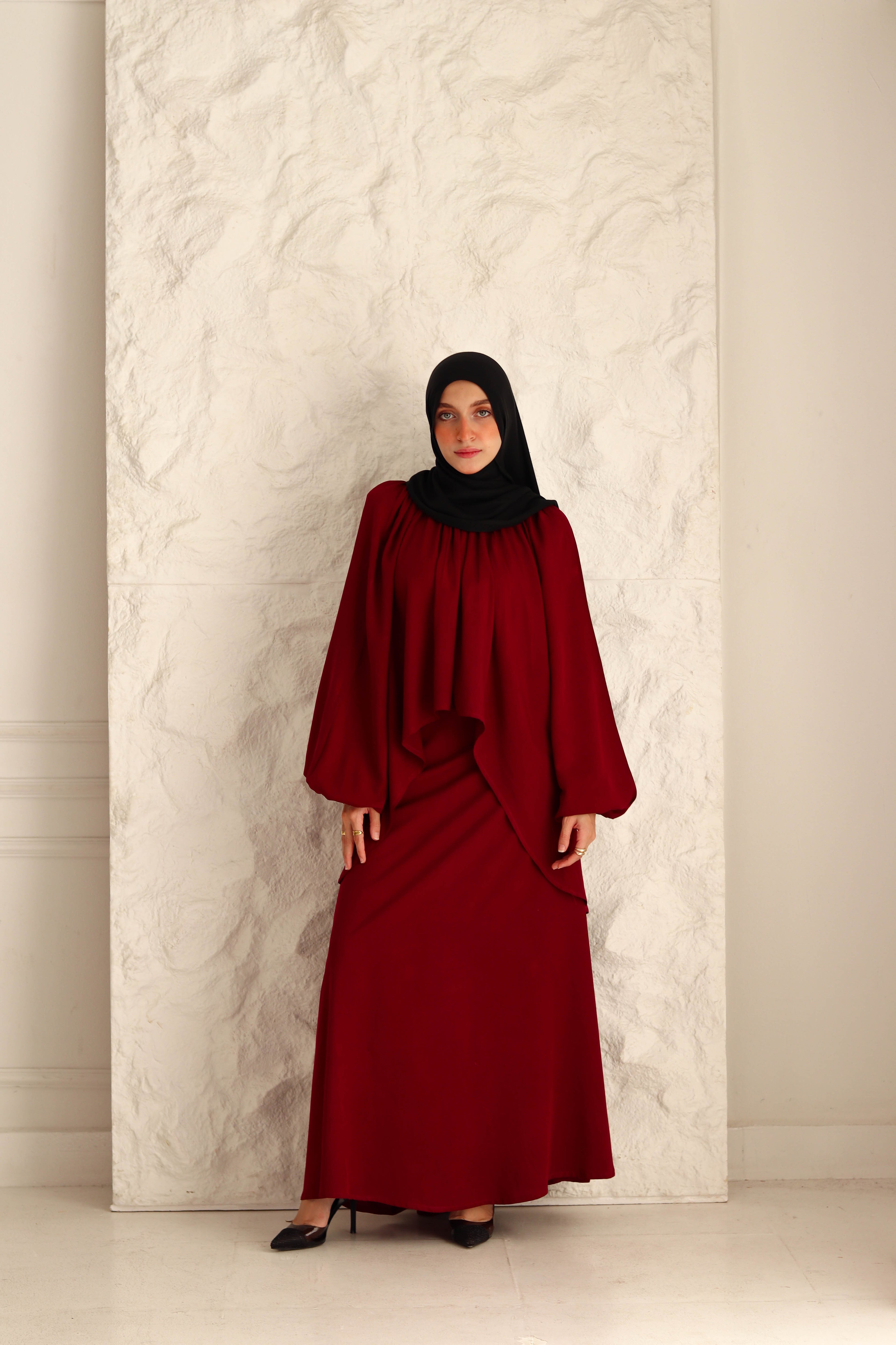Nara Set In Maroon