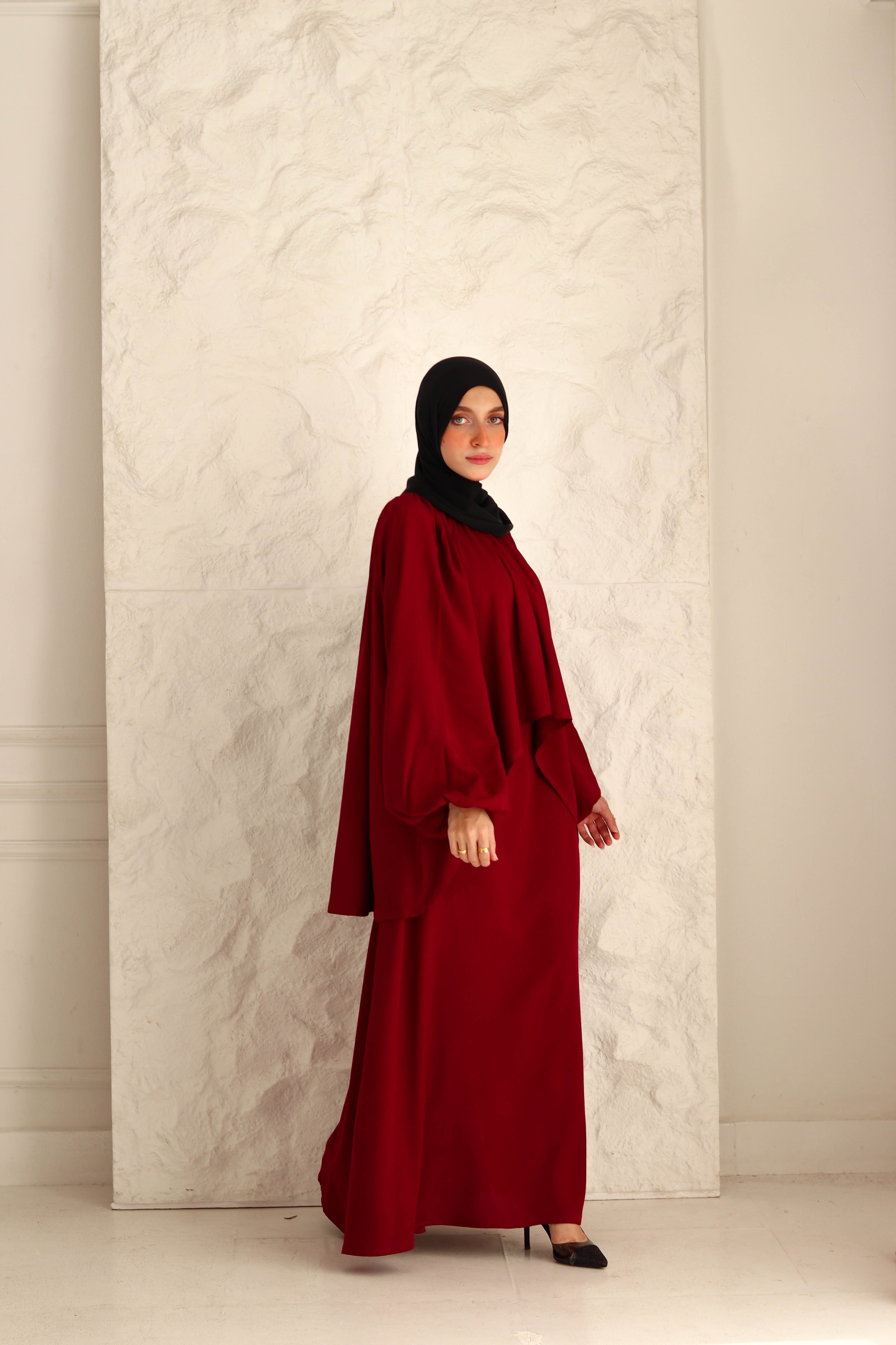 Nara Set In Maroon