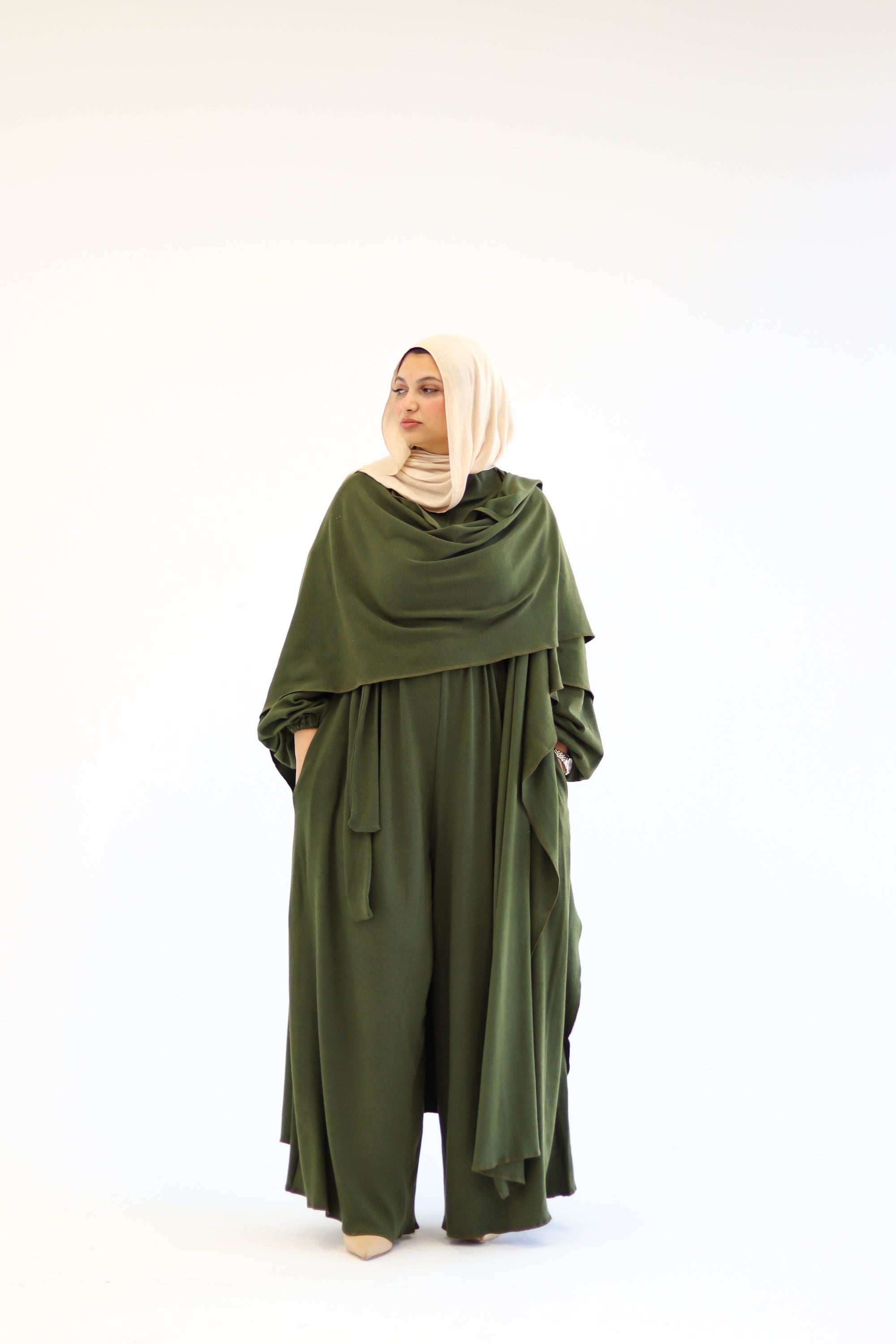 Asiia Set|Cape|Jumpsuit In Olive-Green