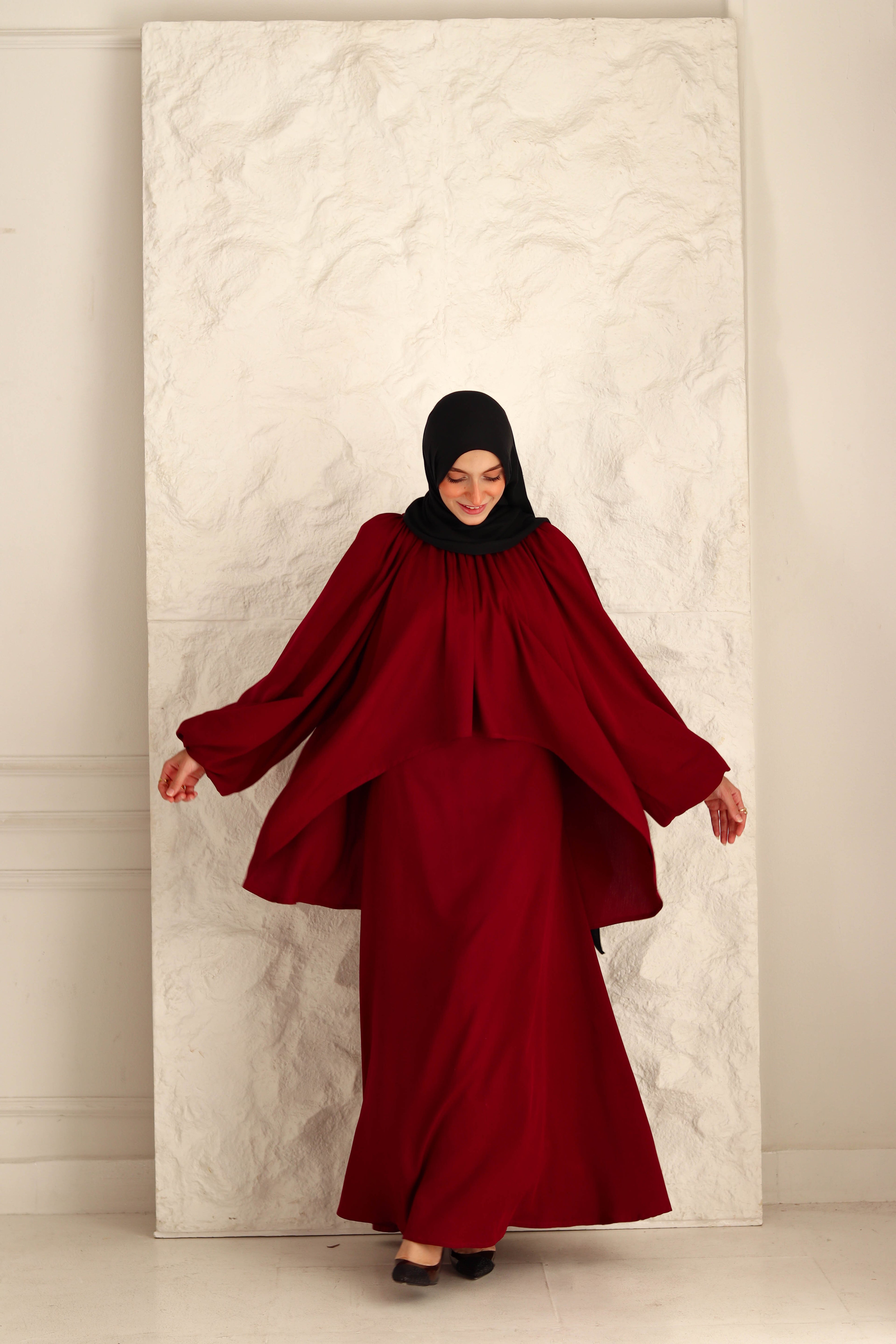 Nara Set In Maroon