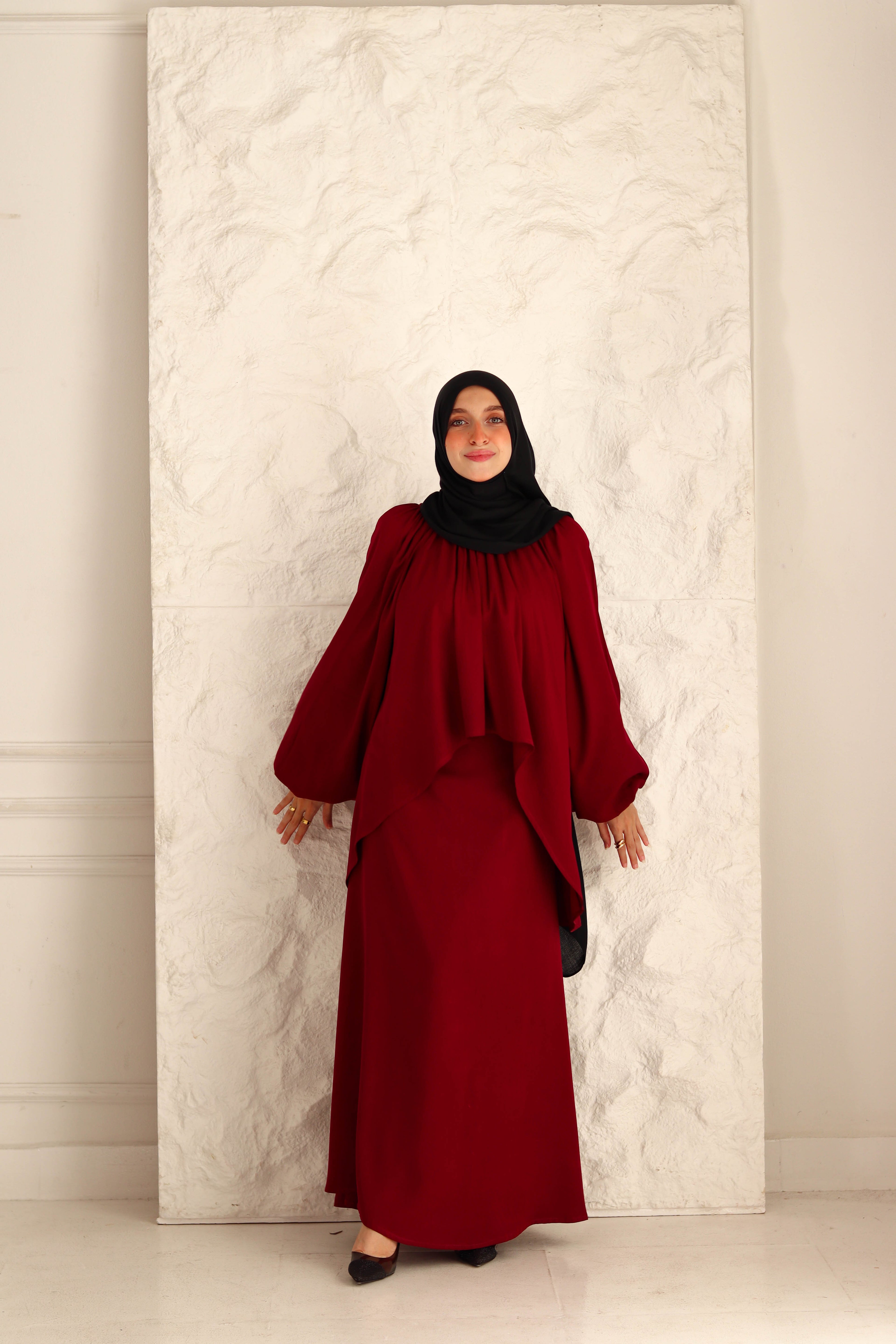 Nara Set In Maroon