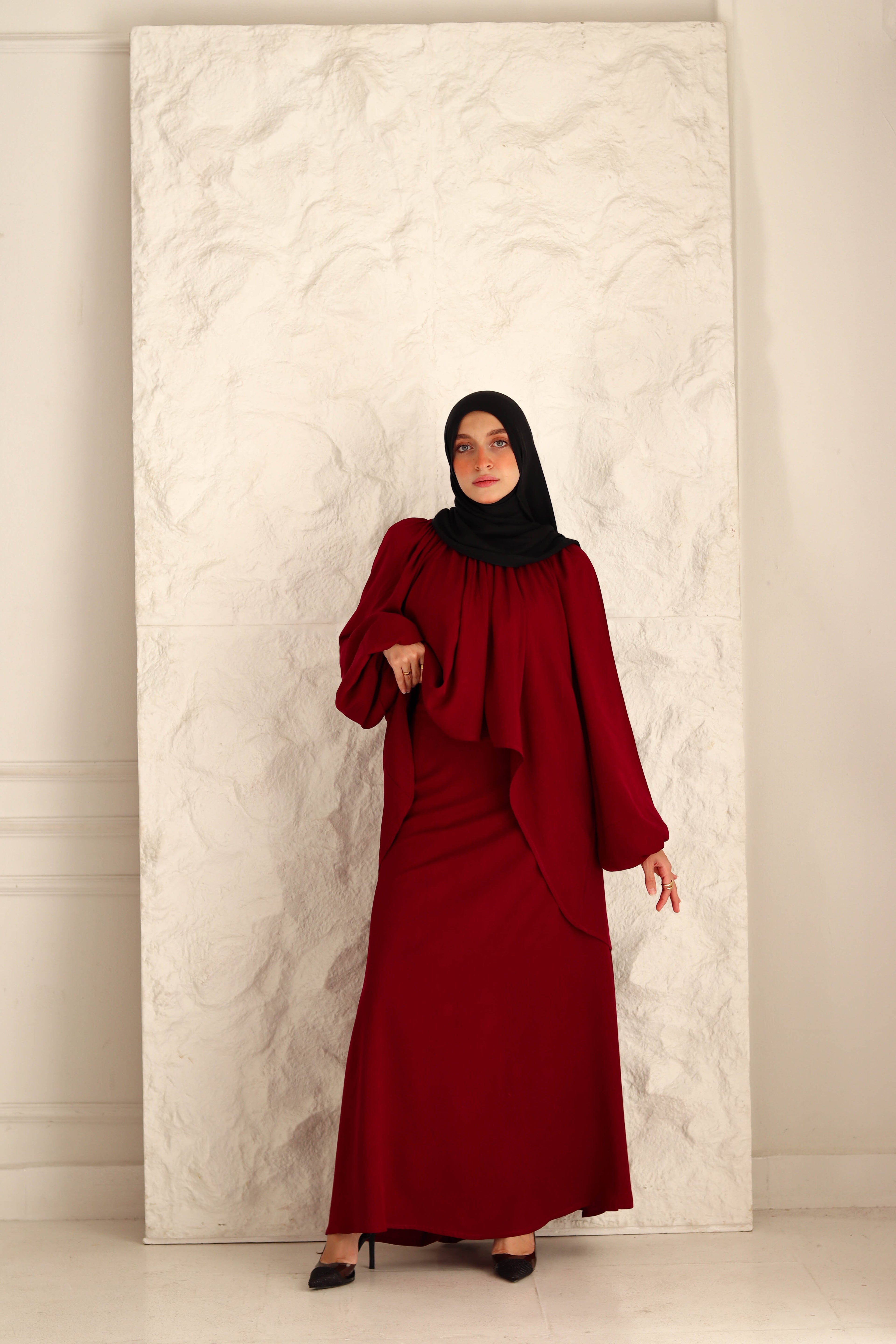 Nara Set In Maroon