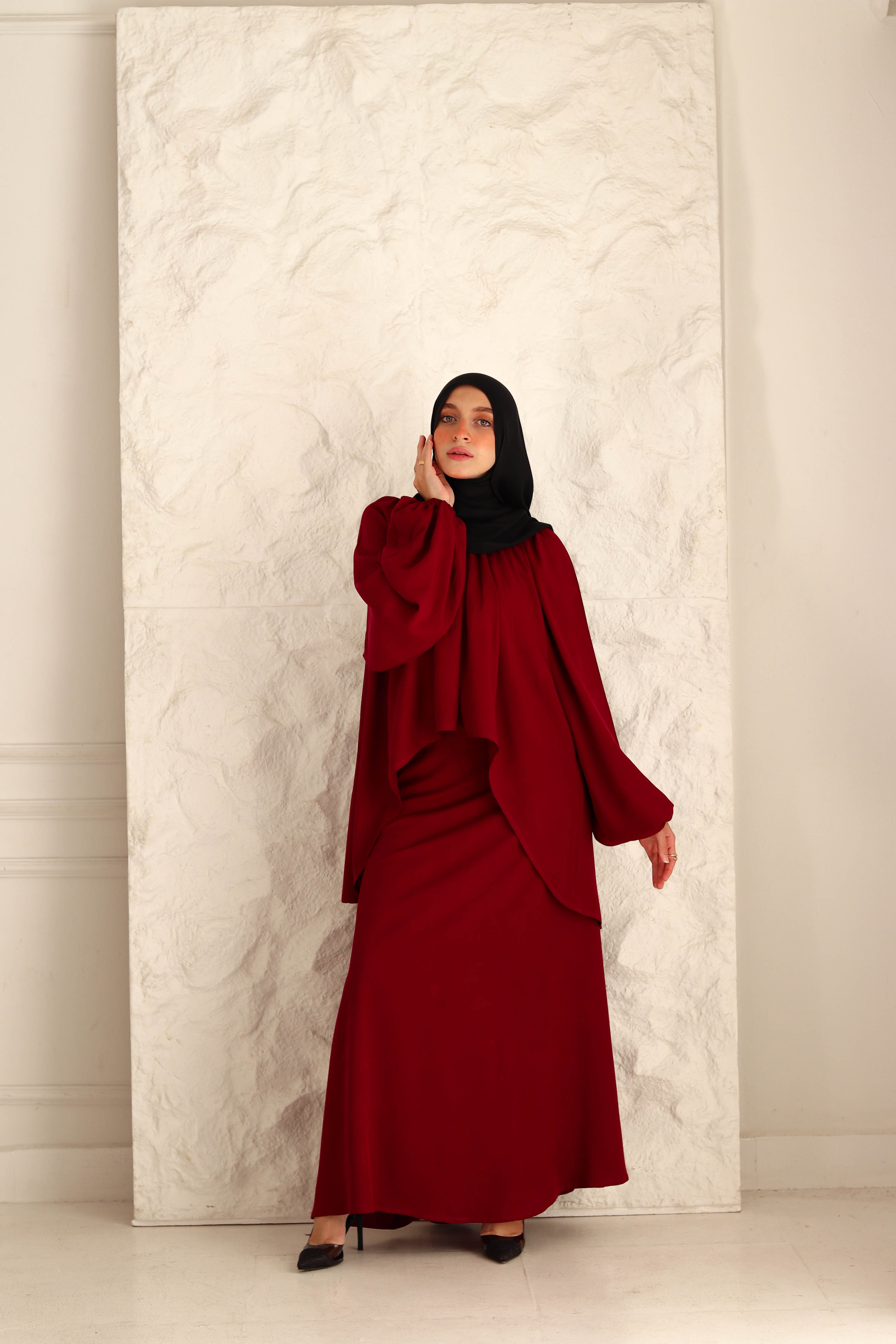 Nara Set In Maroon