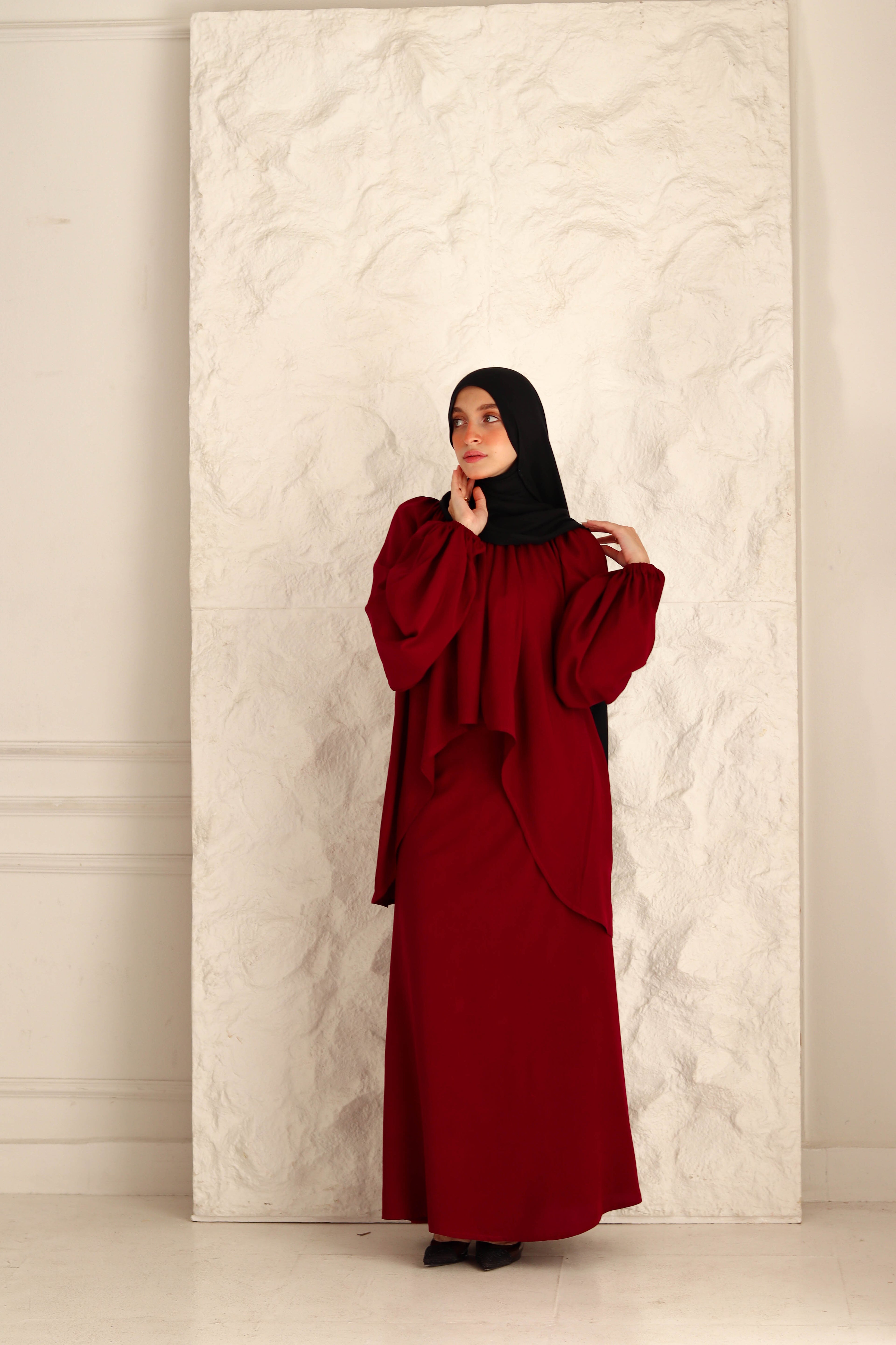 Nara Set In Maroon