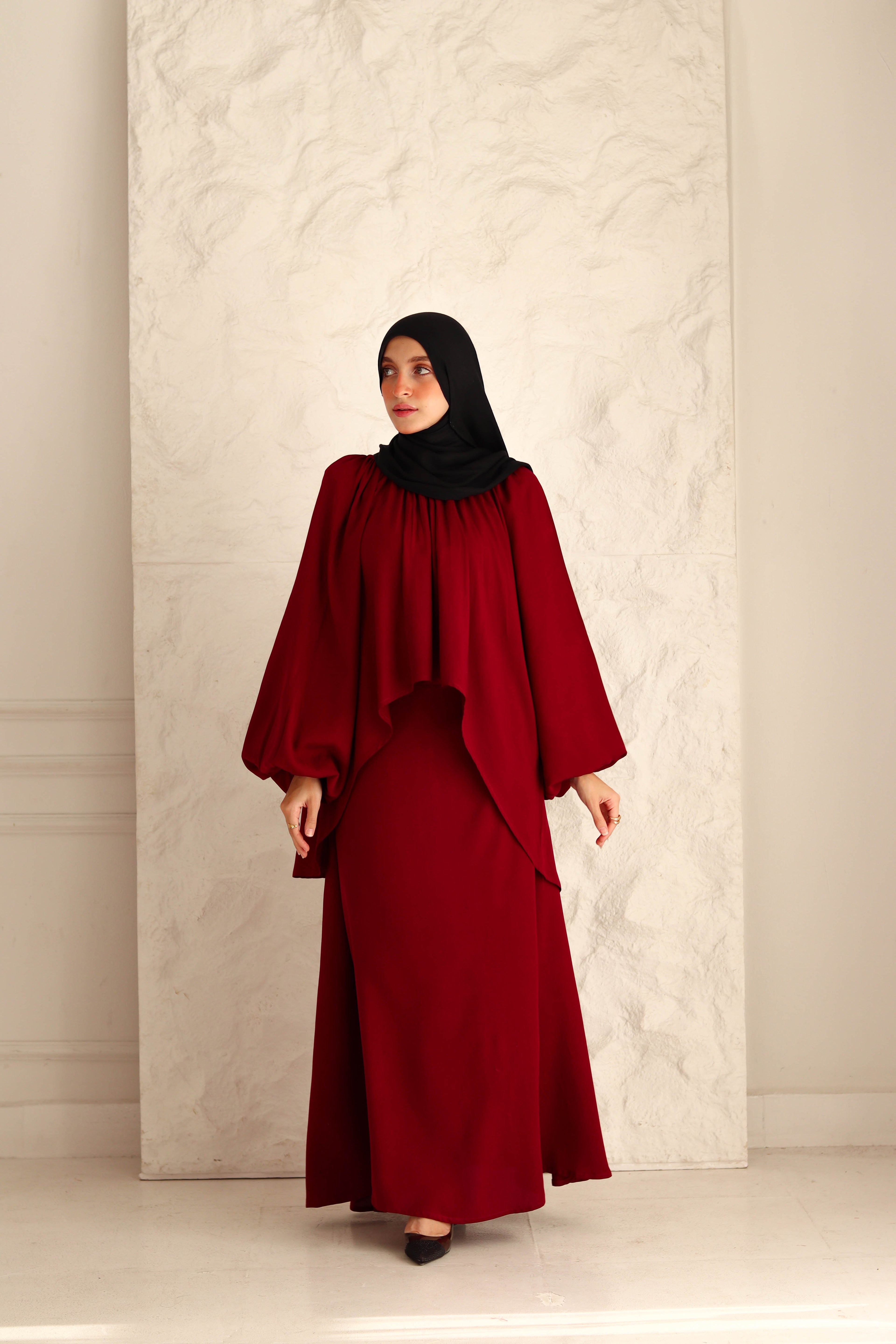 Nara Set In Maroon