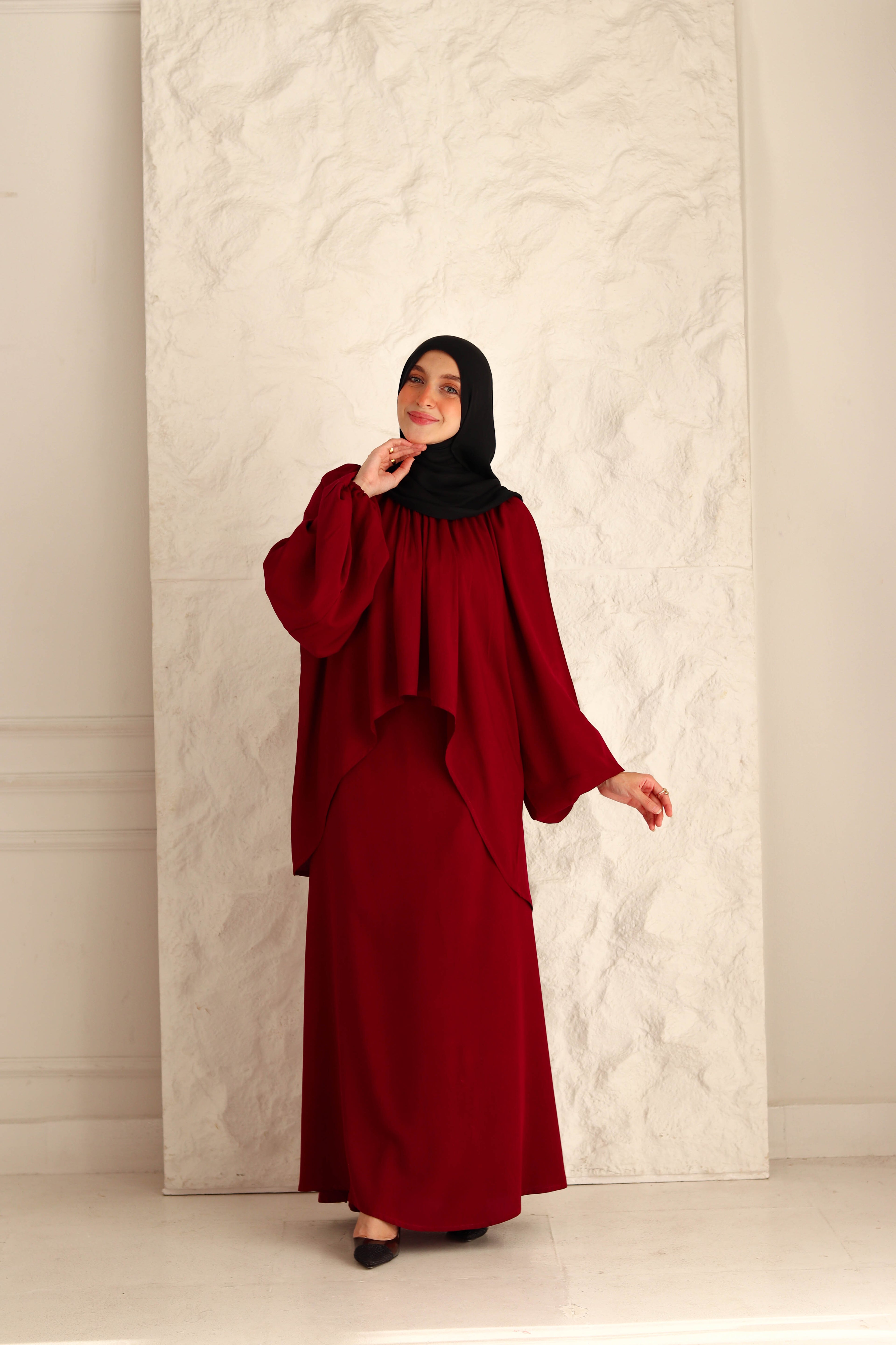 Nara Set In Maroon