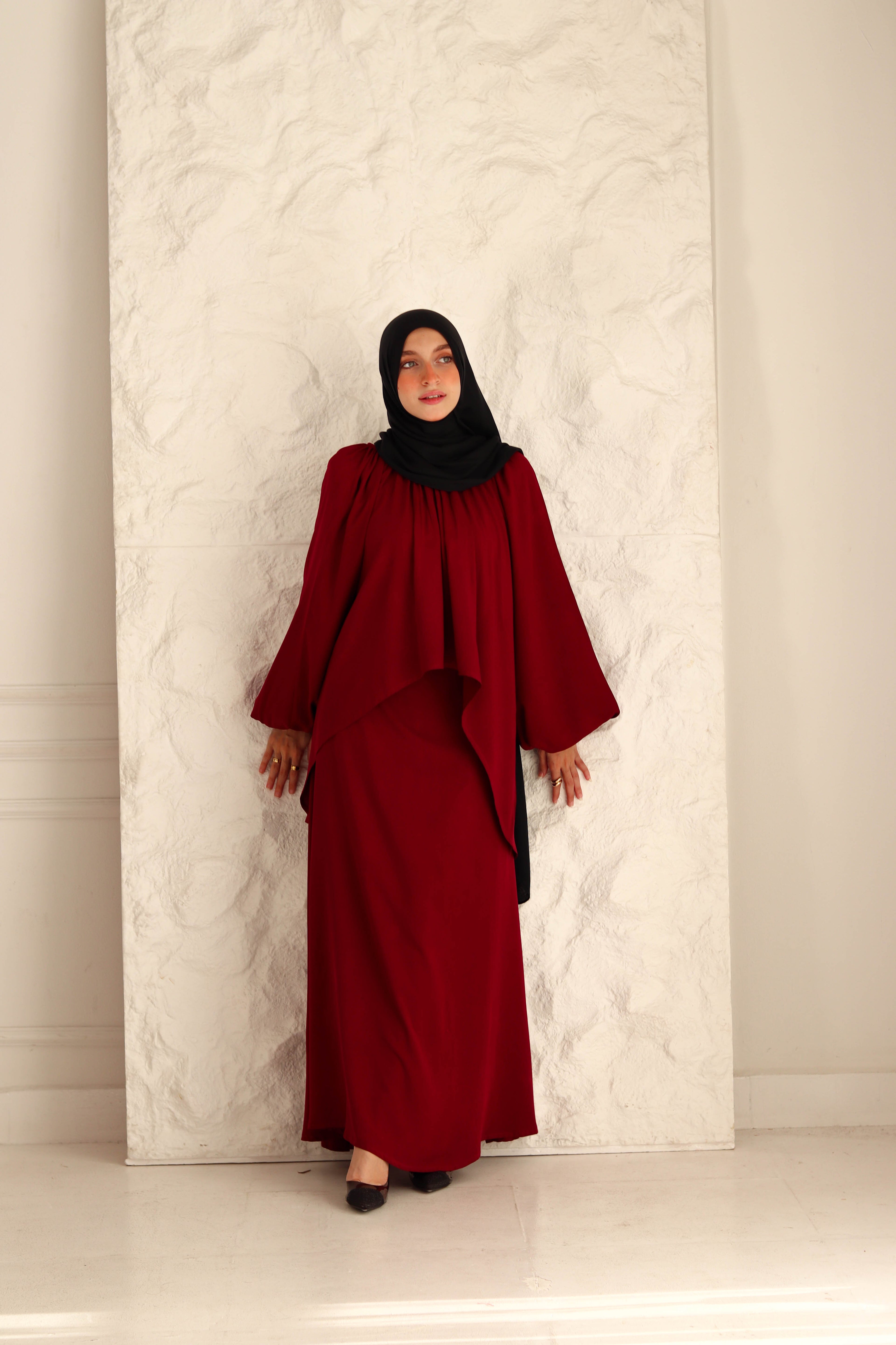 Nara Set In Maroon