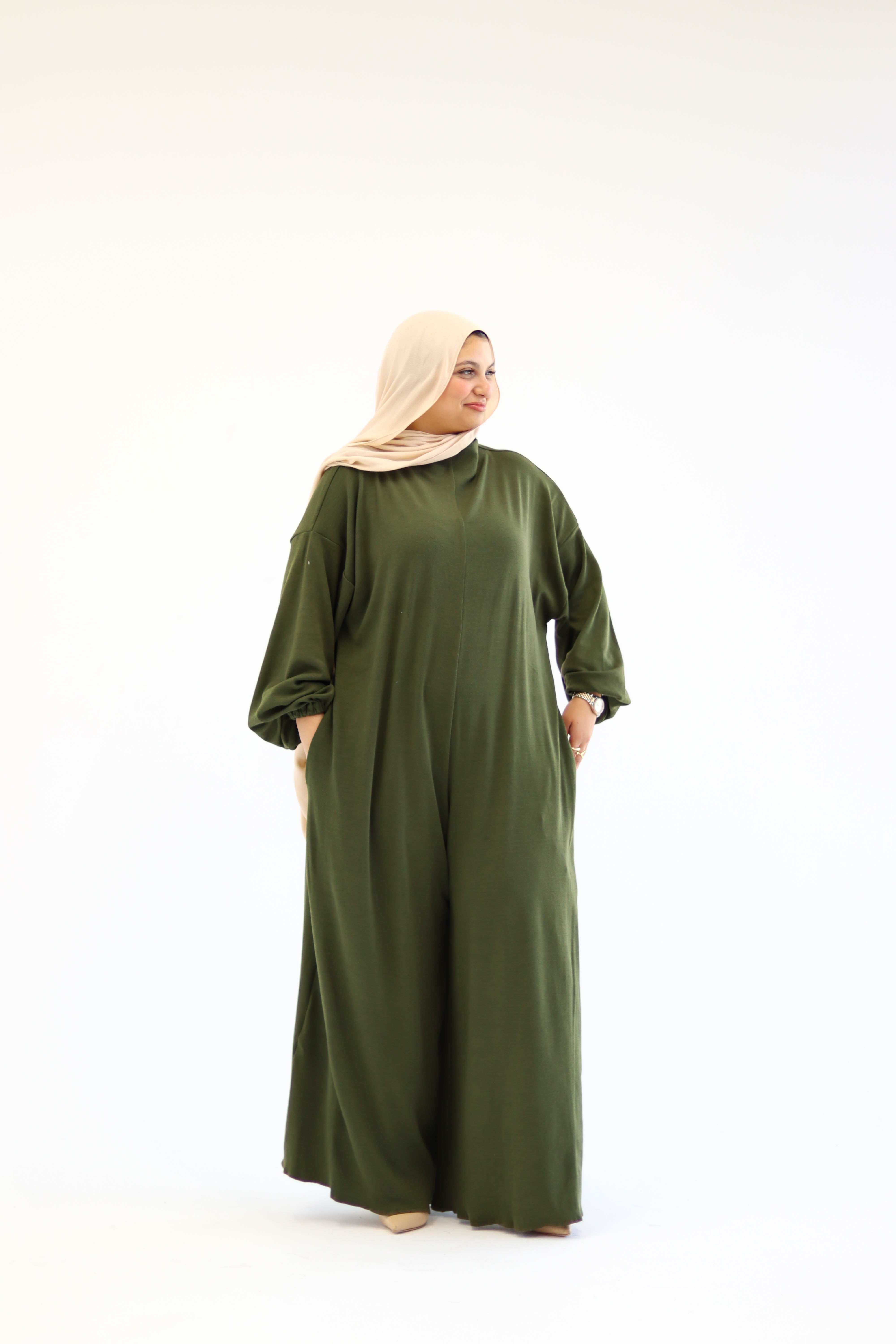 Asiia Set|Cape|Jumpsuit In Olive-Green