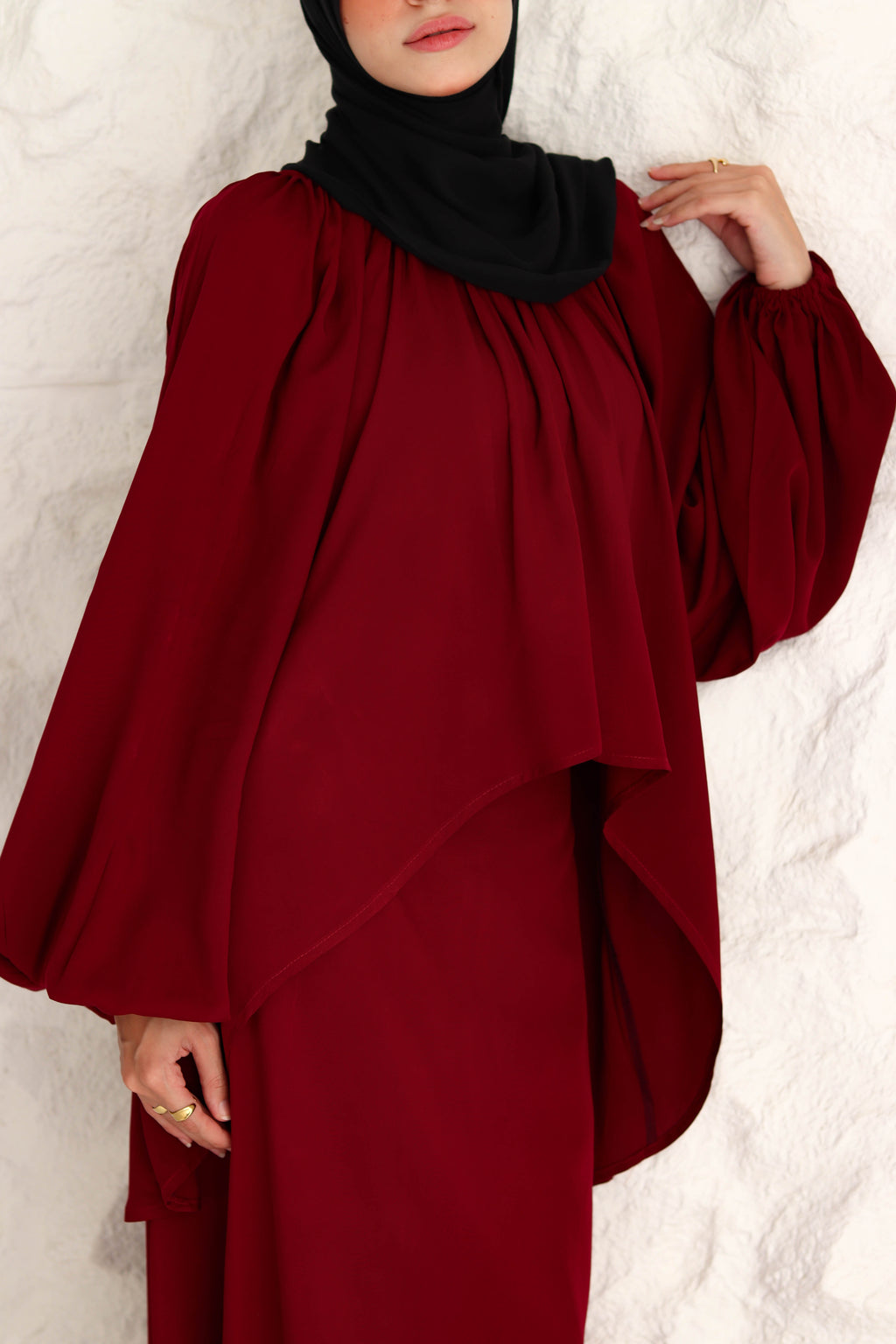 Nara Set In Maroon