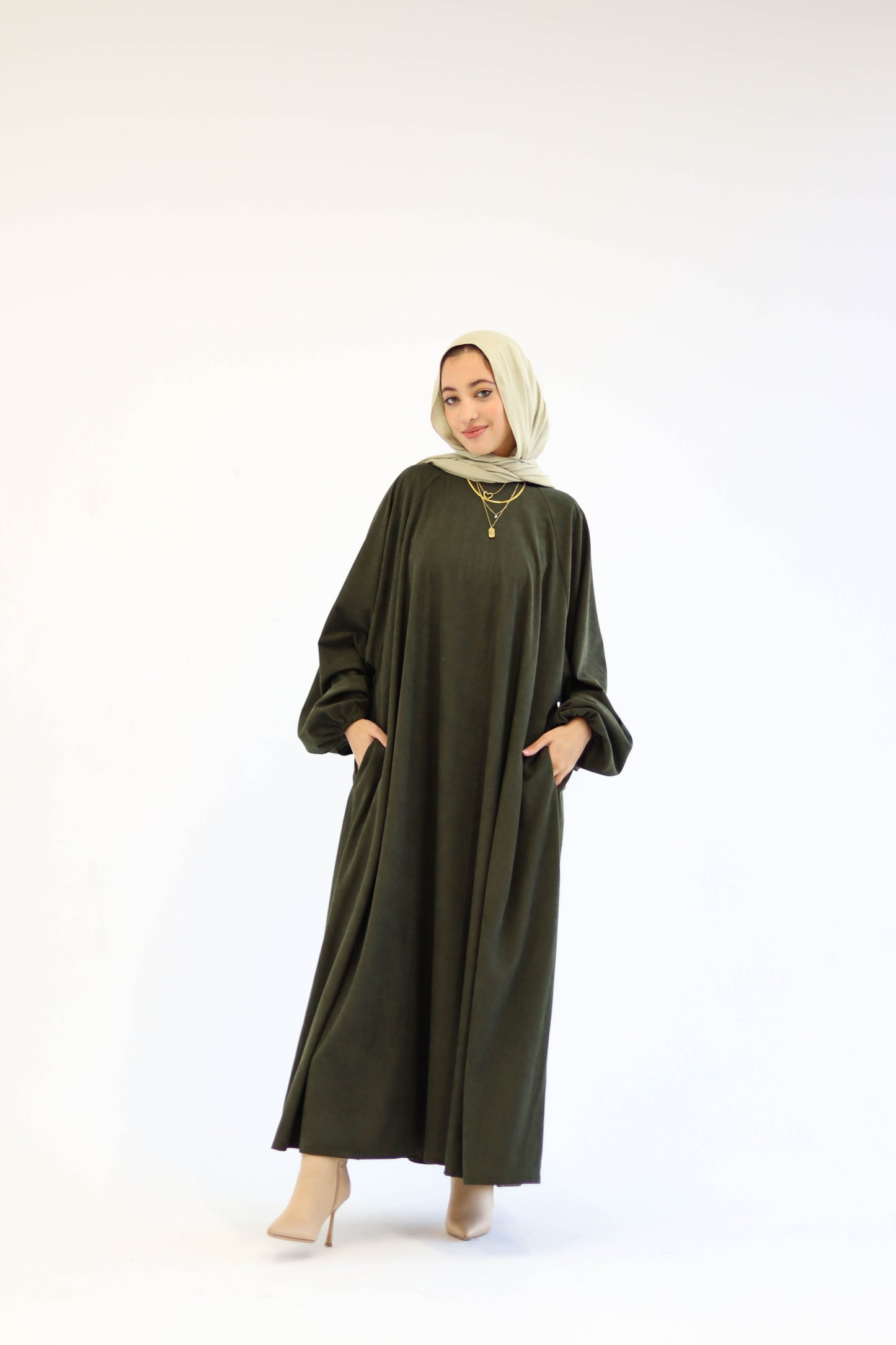 Folloria Dress In Olive-Green