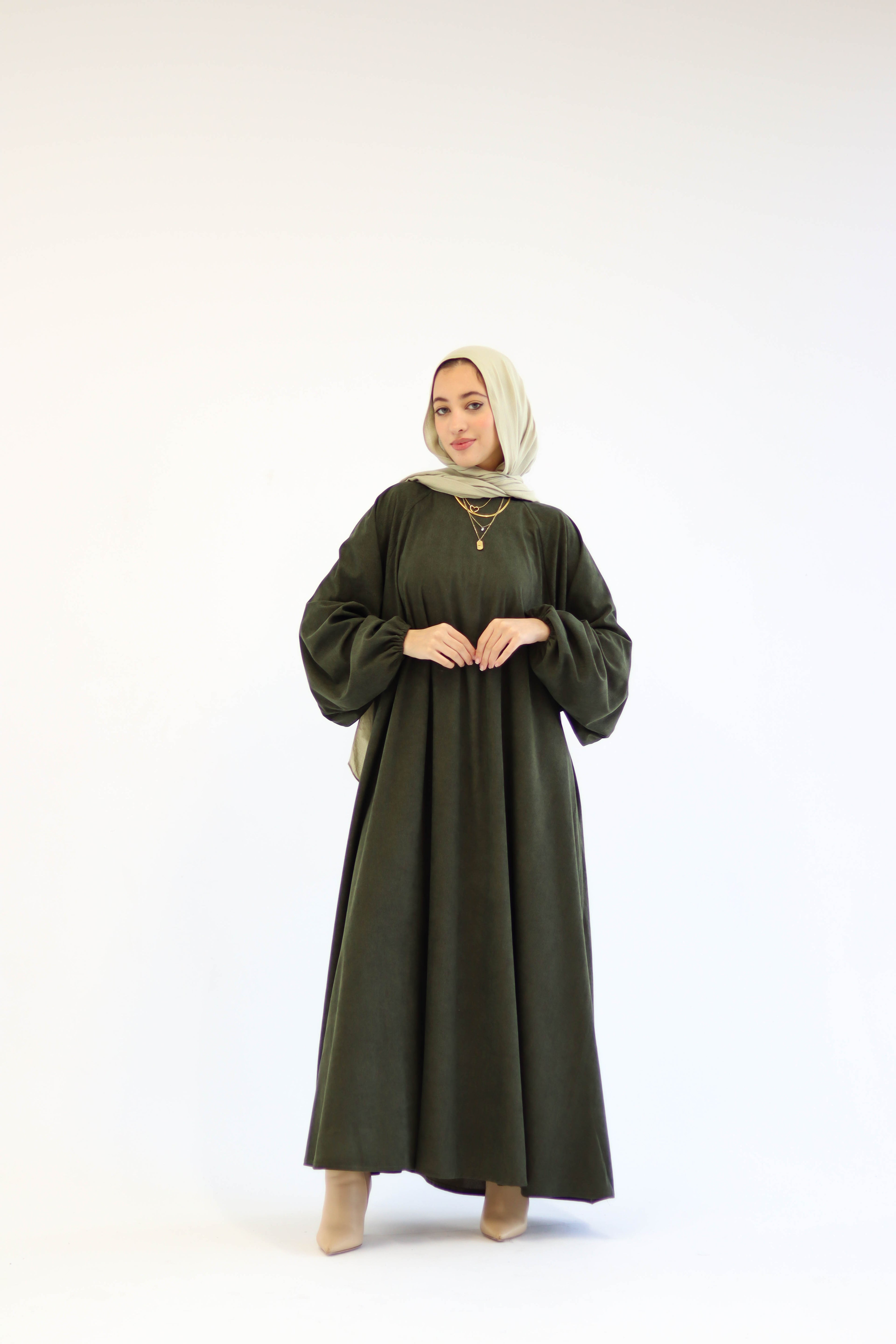 Folloria Dress In Olive-Green