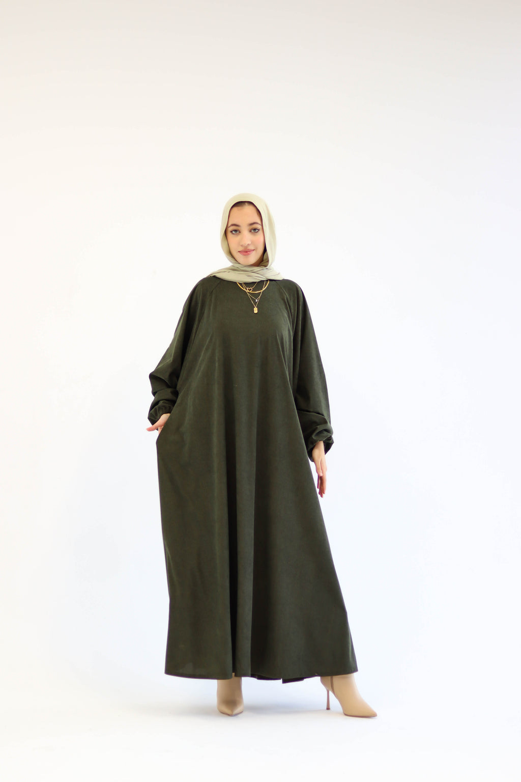 Folloria Dress In Olive-Green