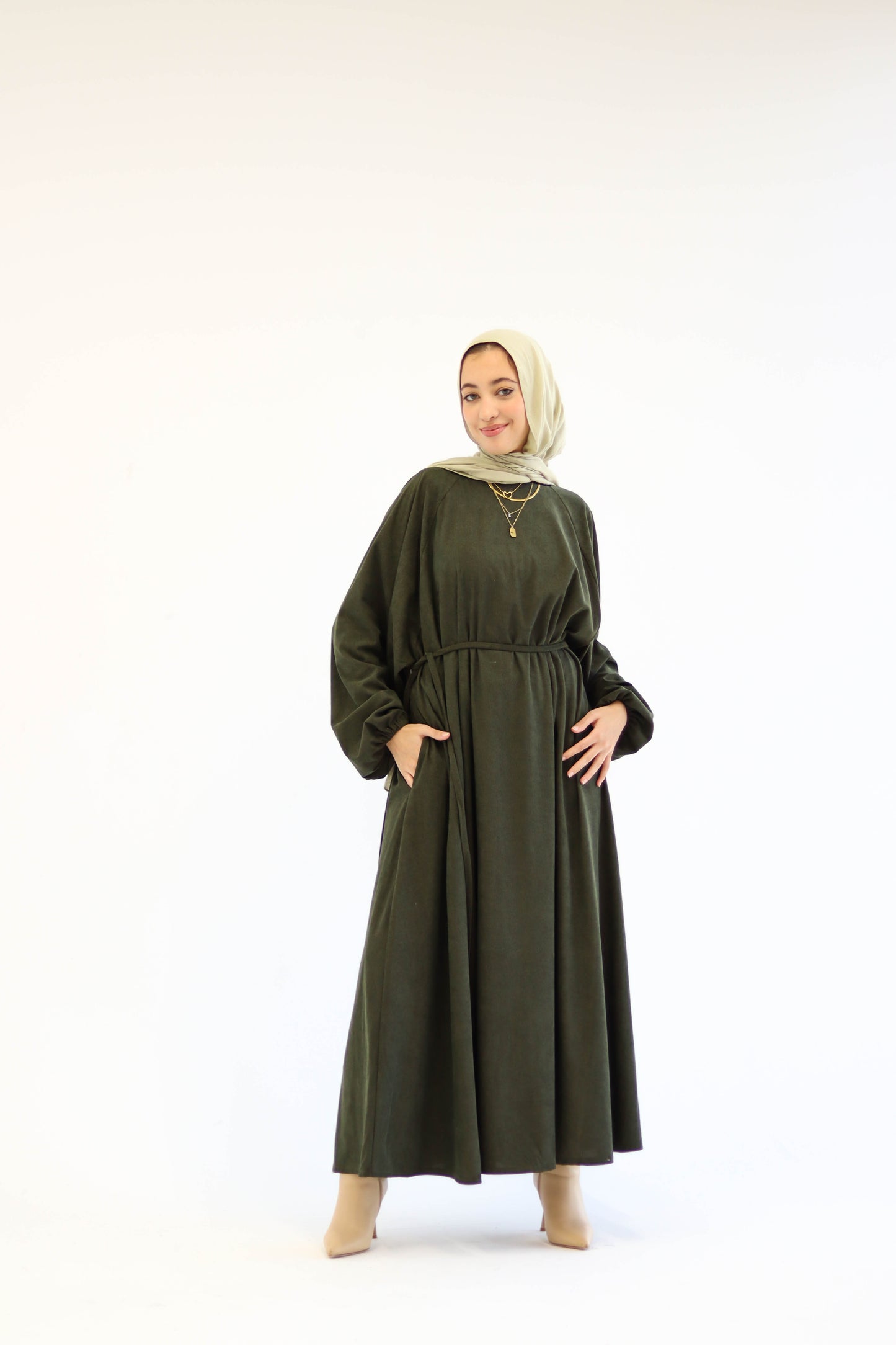 Folloria Dress In Olive-Green