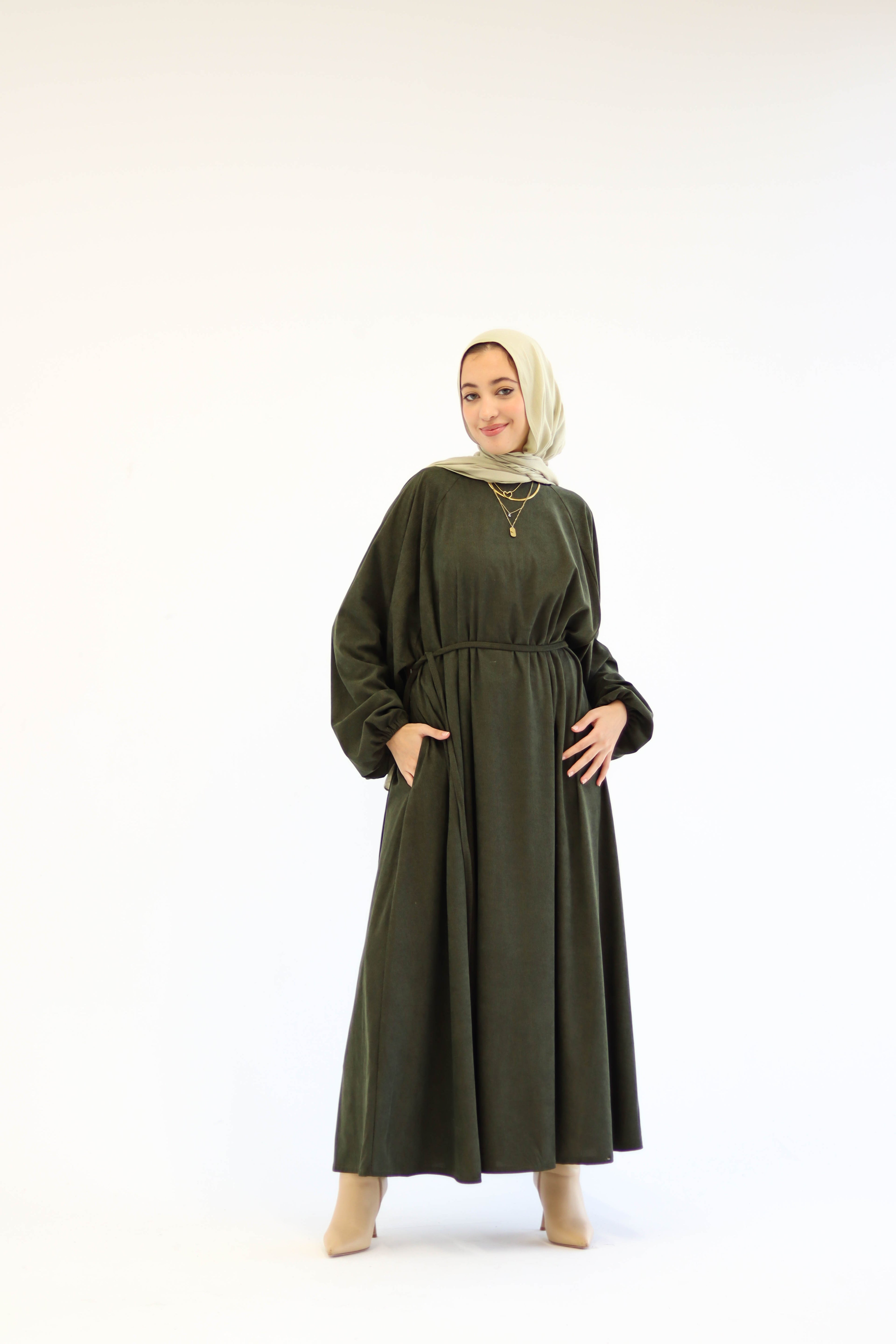Folloria Dress In Olive-Green