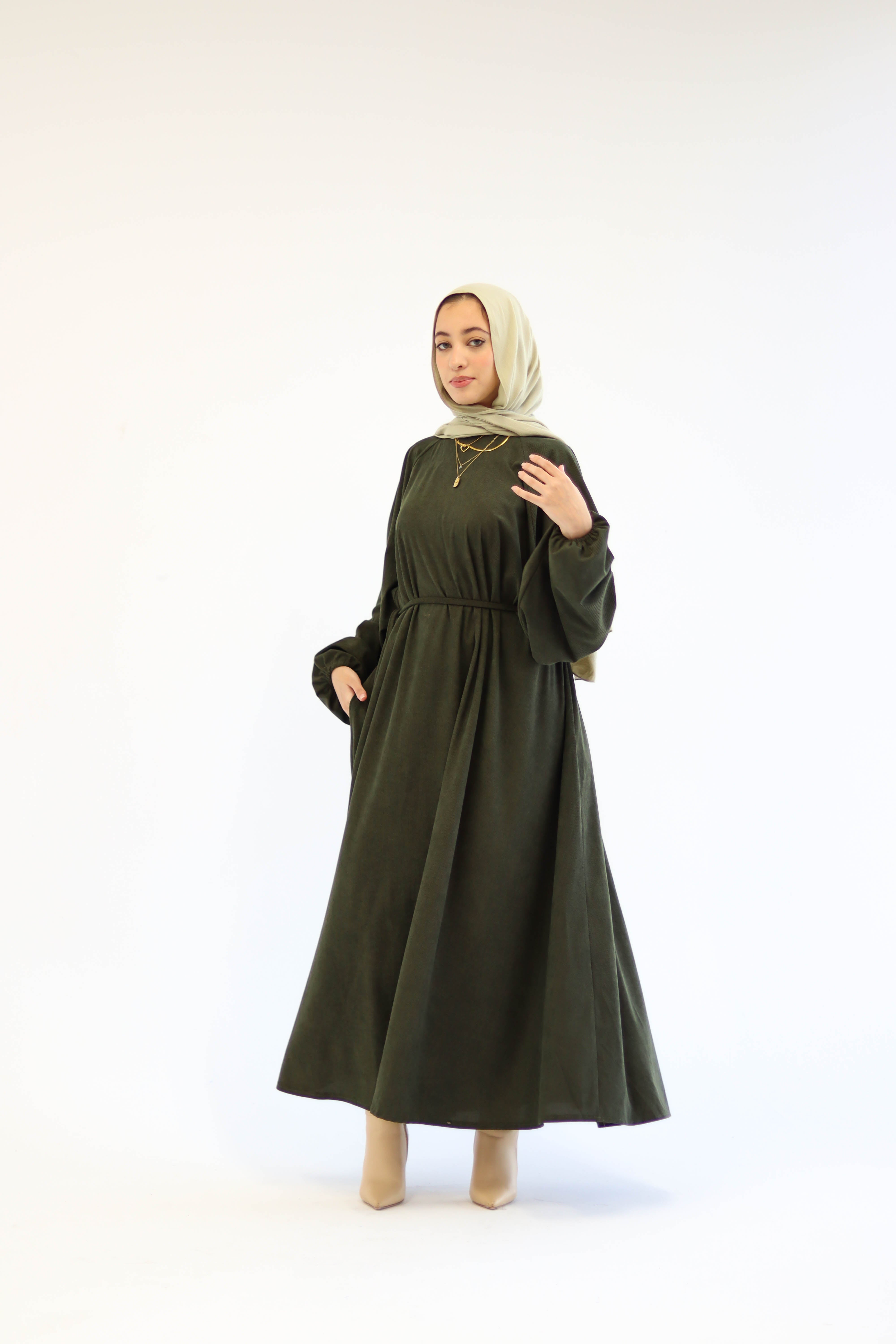Folloria Dress In Olive-Green