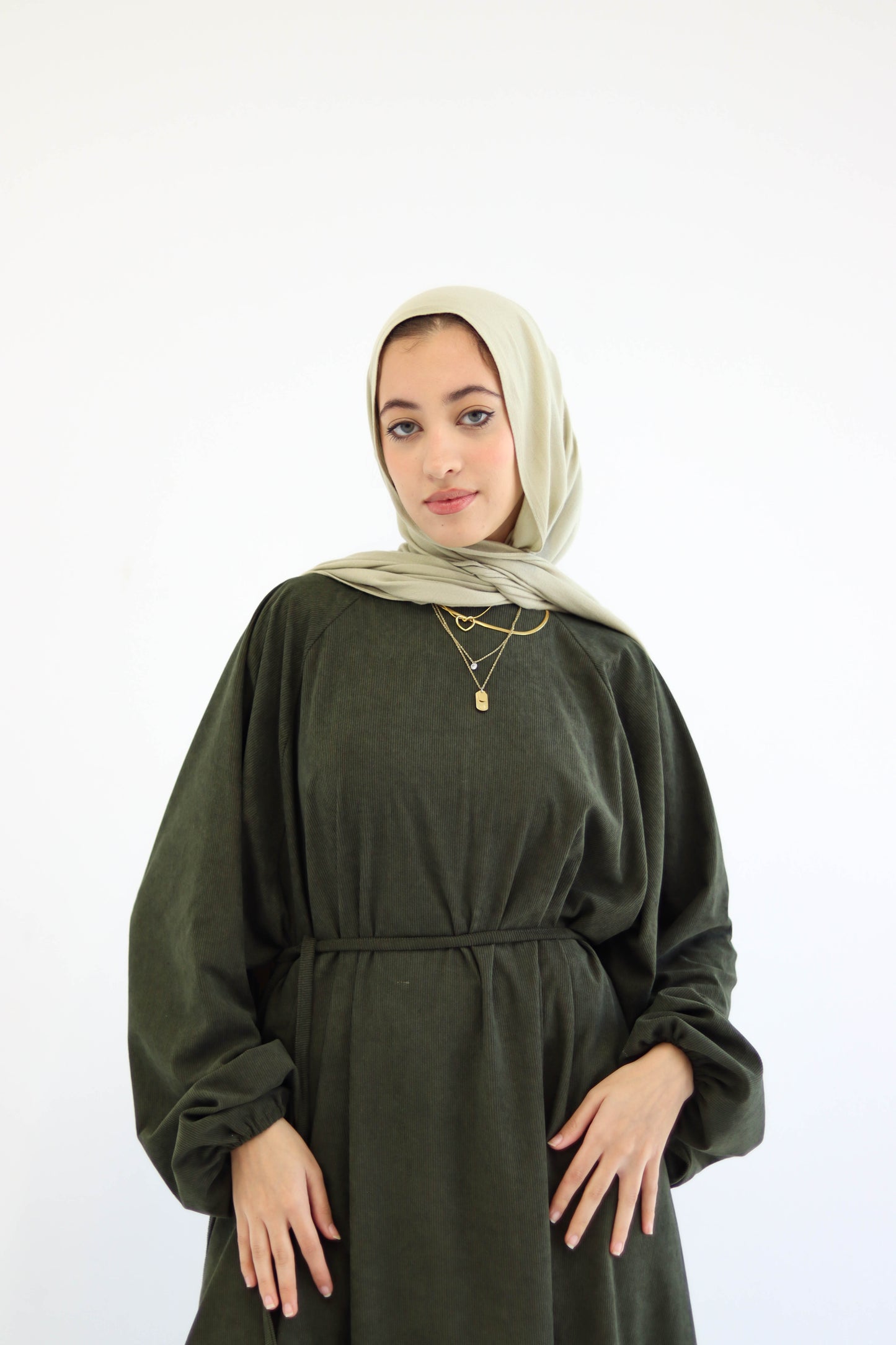 Folloria Dress In Olive-Green