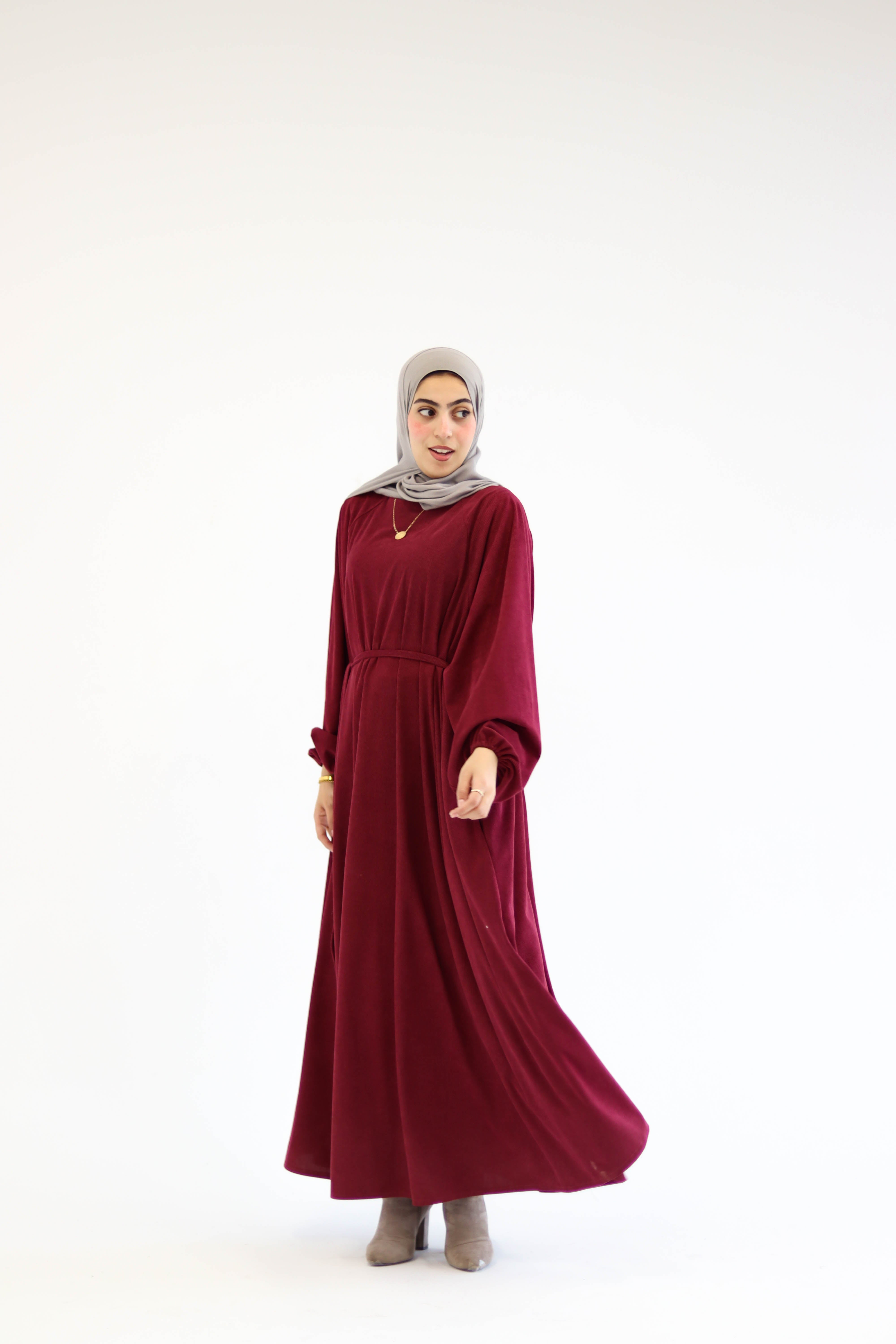 Folloria Dress In Burgundy