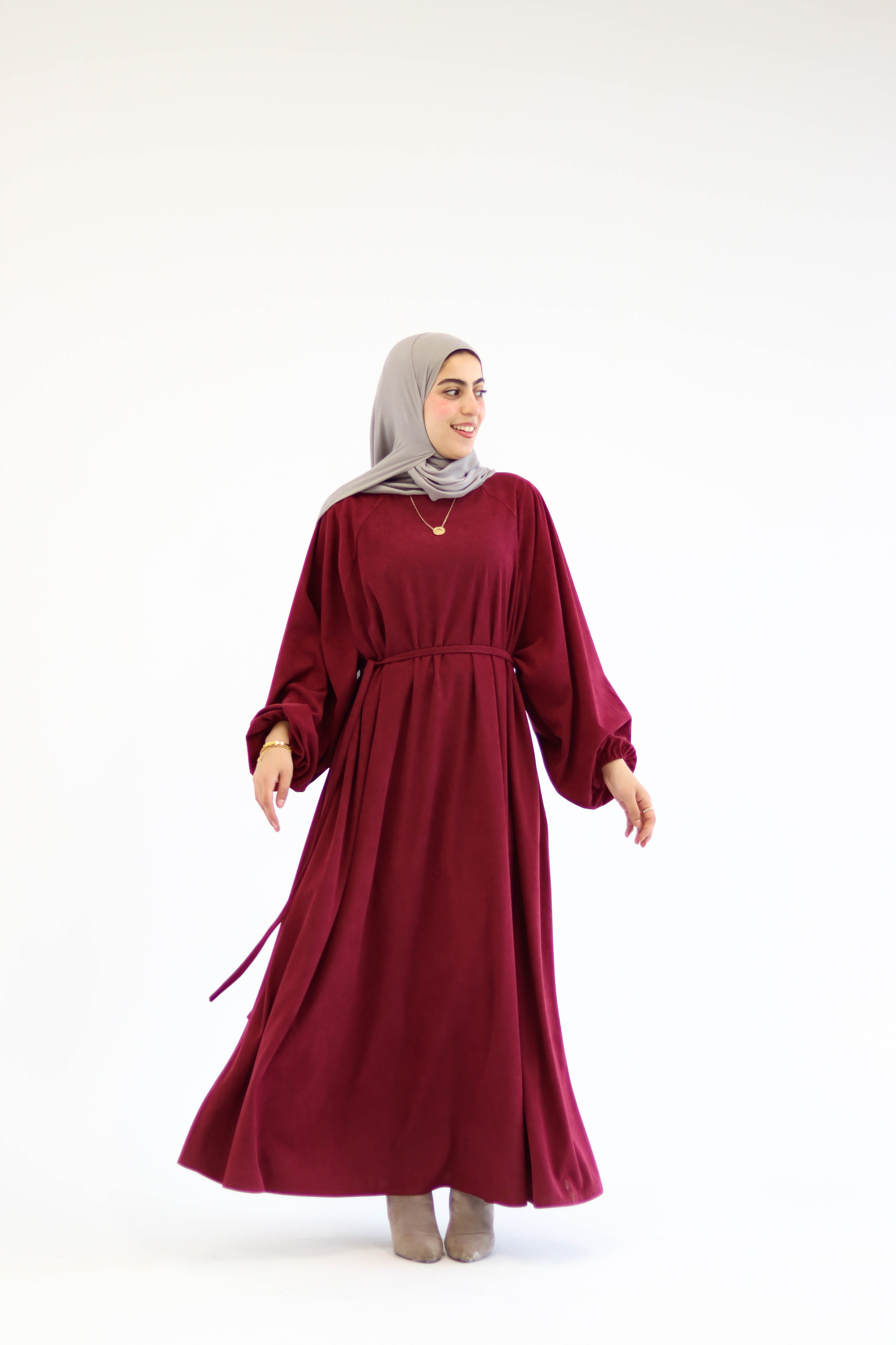 Folloria Dress In Burgundy