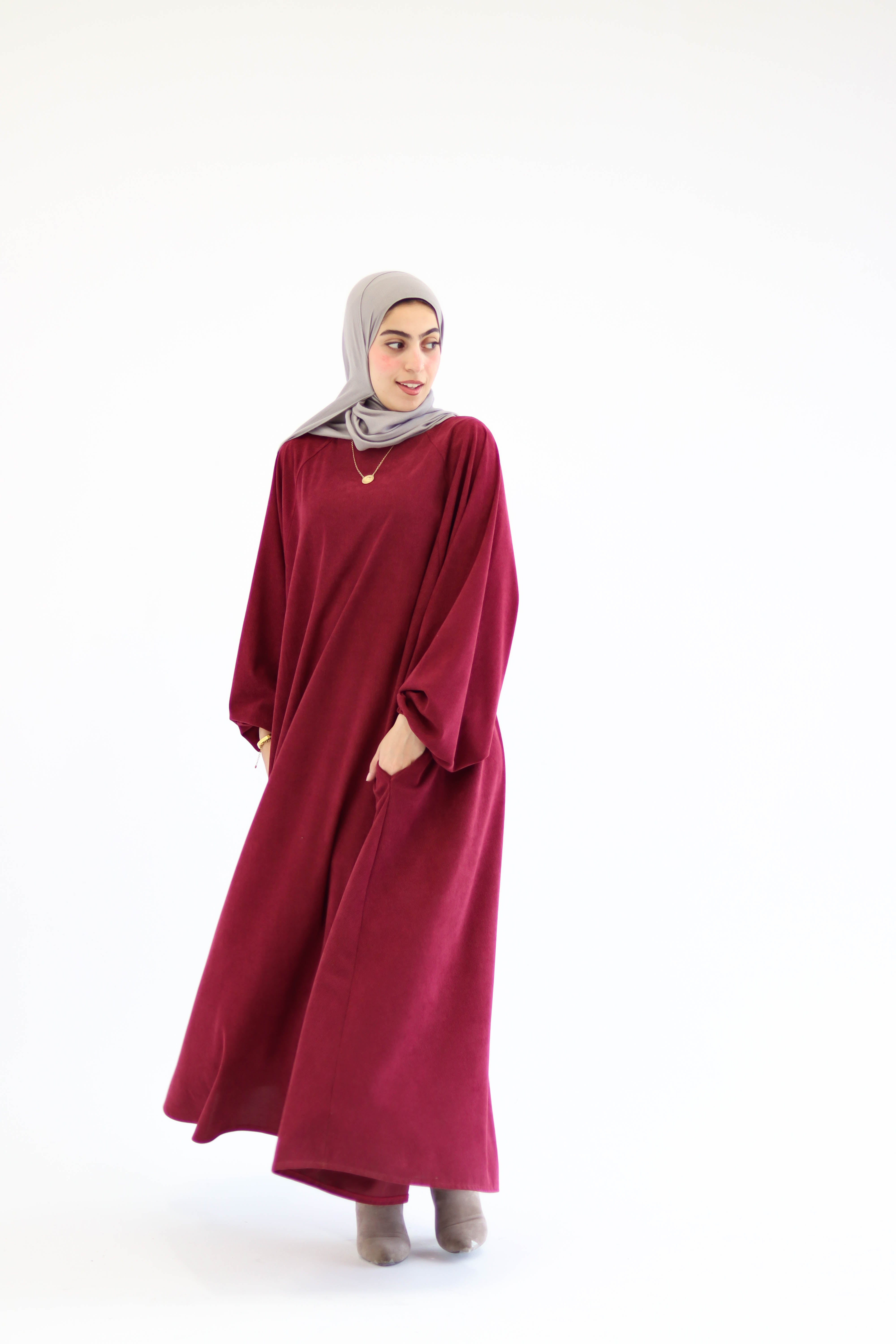 Folloria Dress In Burgundy