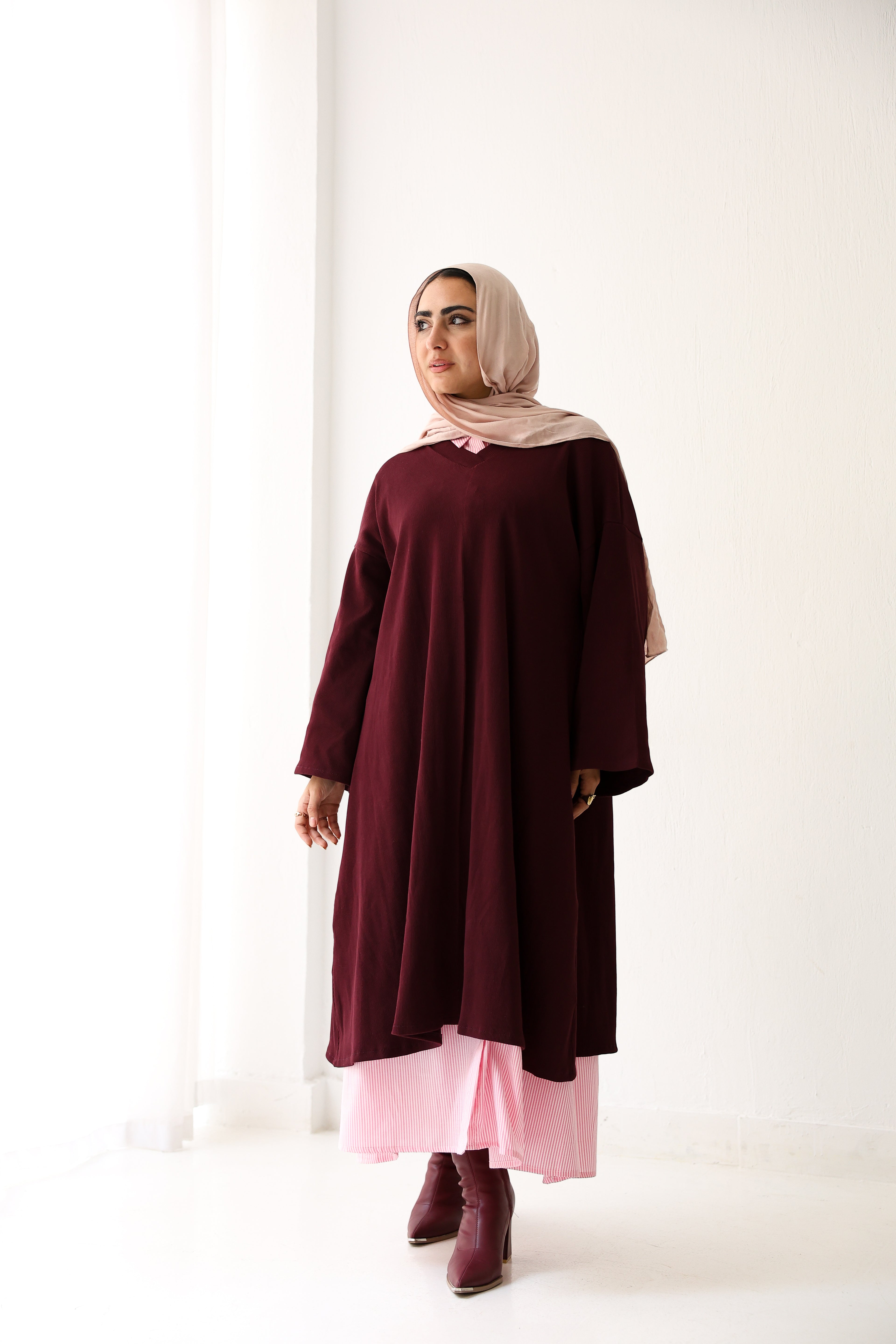 Liamma Set In Maroon